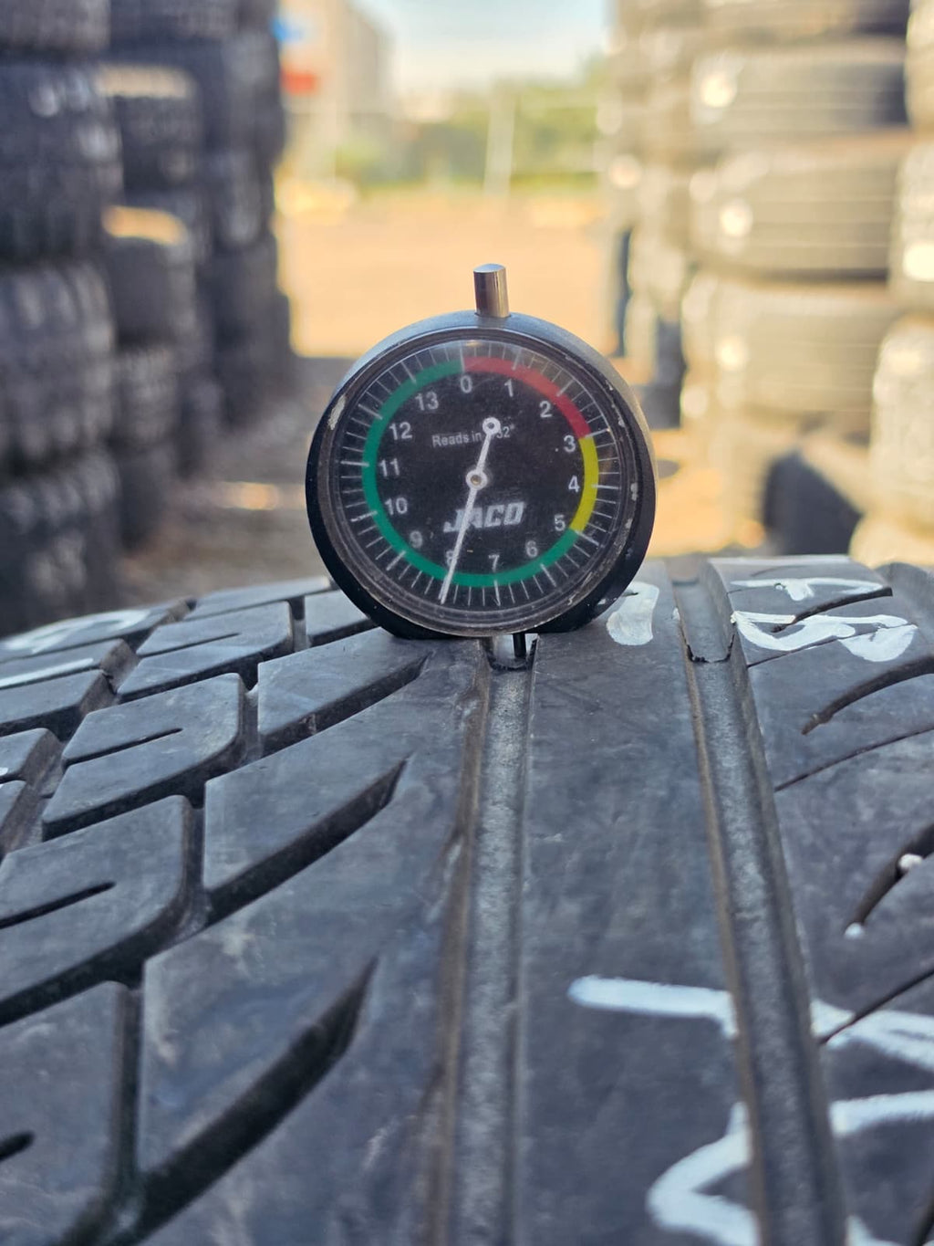 245/35ZR20 Single (1 Used Tire) FullWay HP108