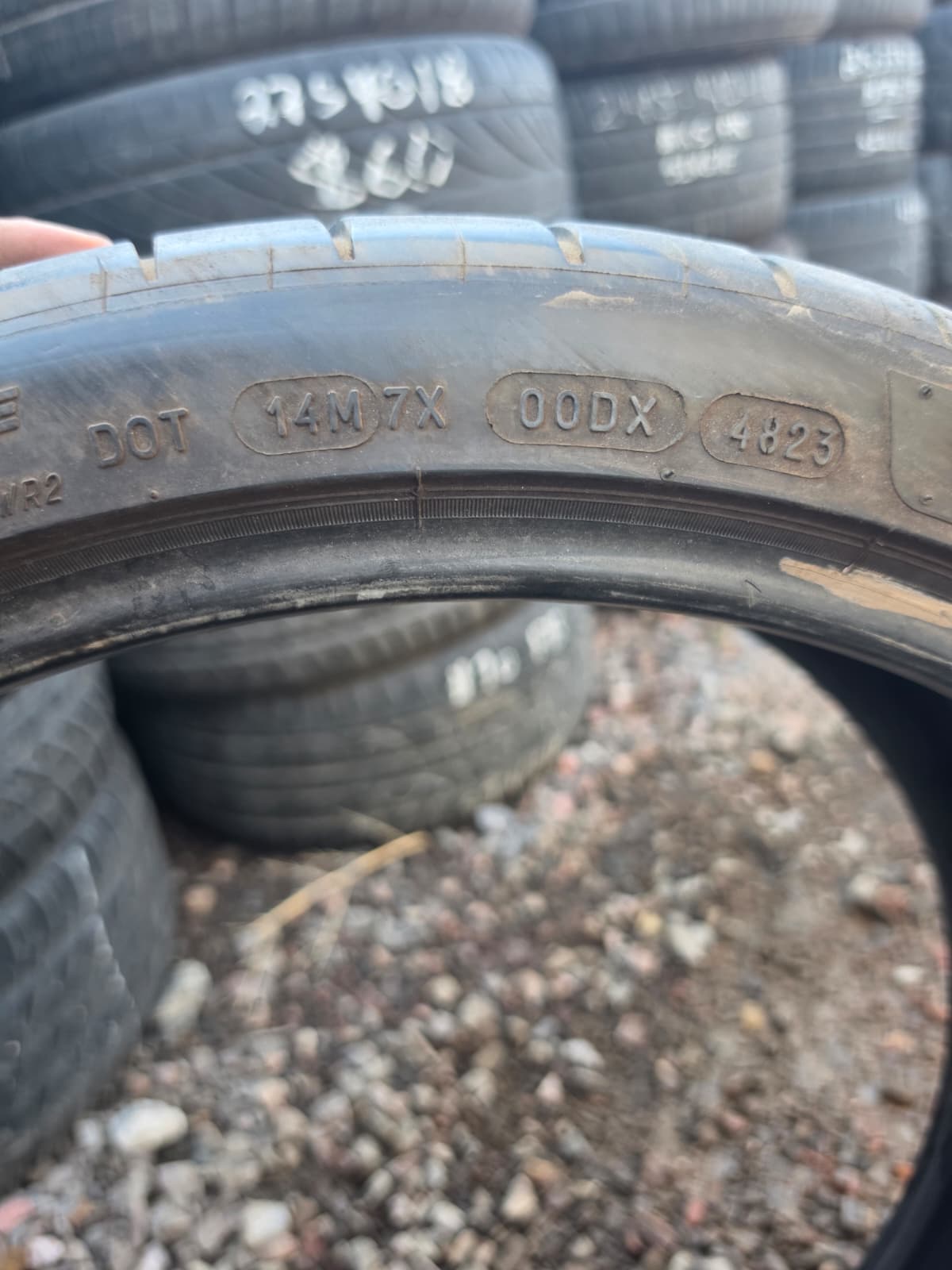 235/35ZR20 Single (1 Used Tire) Michelin Pilot Sport 4S