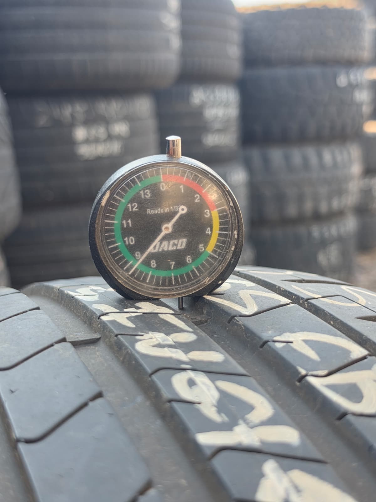 235/35R20 Single (1 Used Tire) Pirelli P Zero