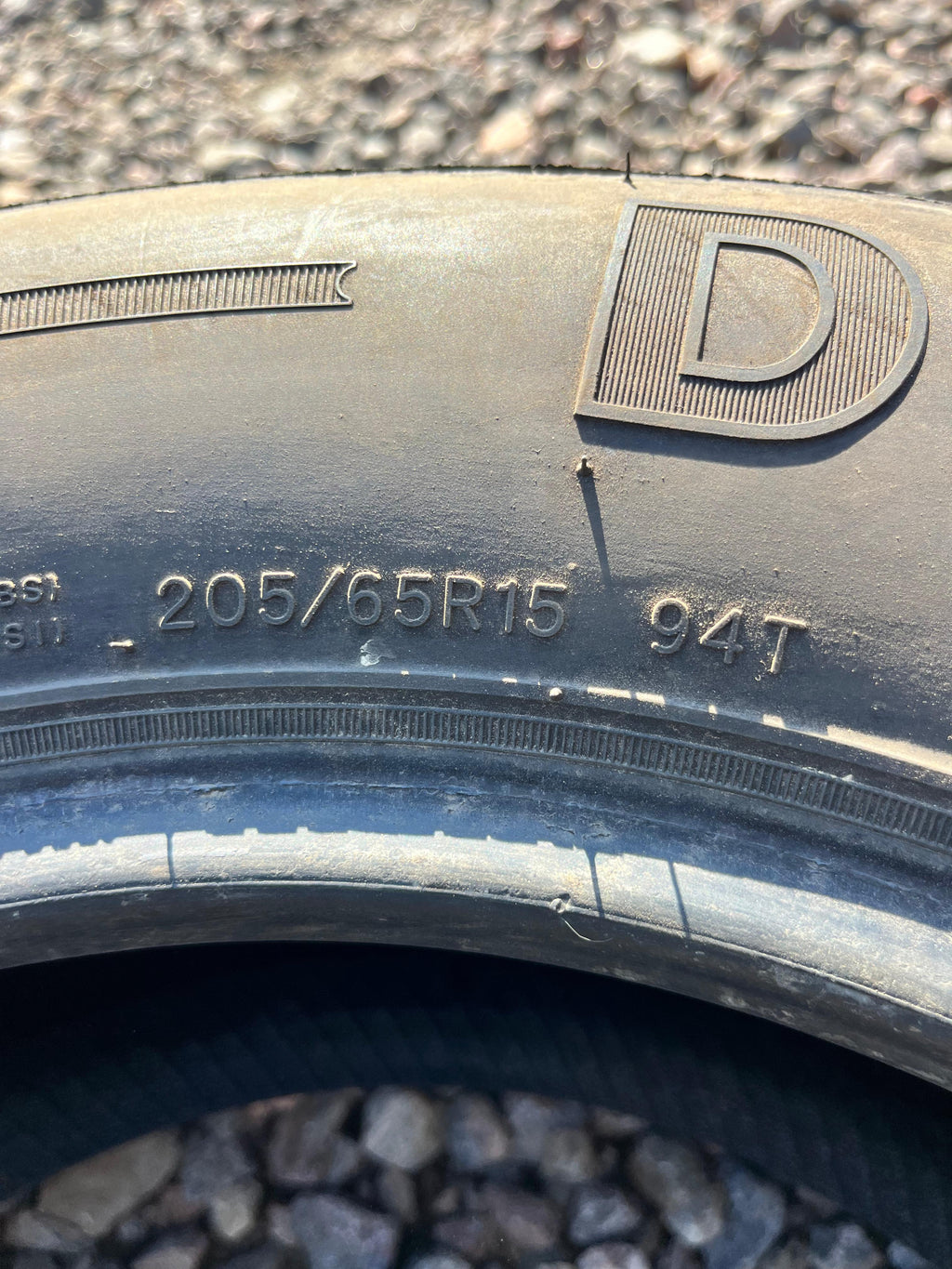 205/65R15 Single (1 Used Tire)  Delta Tour RS