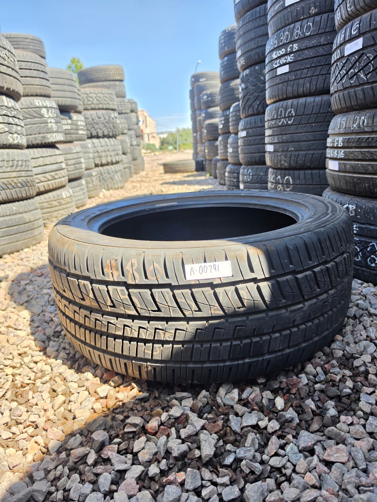 275/45R20 Single (1 Used Tire) General G-Max