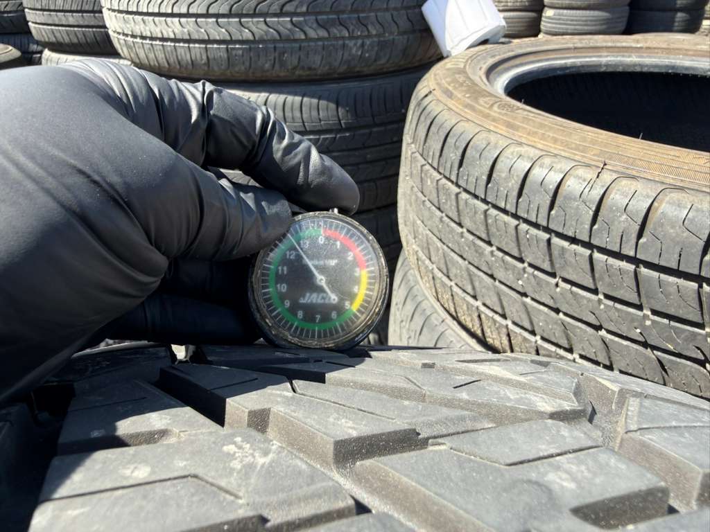 285/70R17 Pair (2 Used Tires) Nitto Ridge Grappler