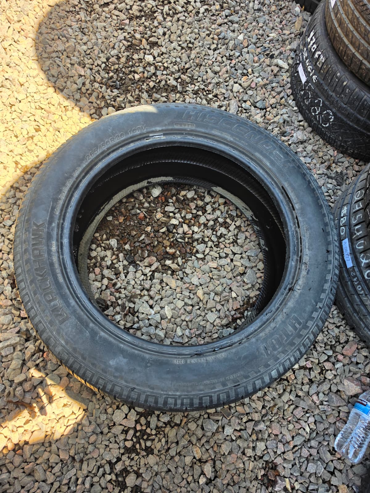 255/45R20 Single (1 Used Tire) BlackHawk Hiscend-H