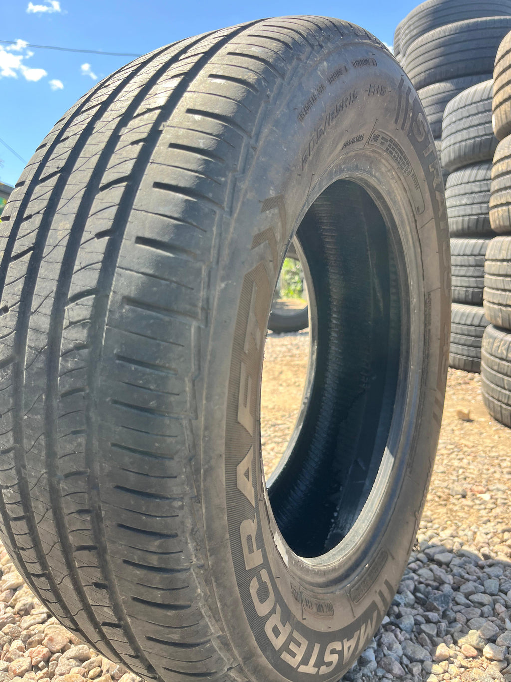 255/35ZR20 Single (1 Used Tire) Mastercraft Stratus AS