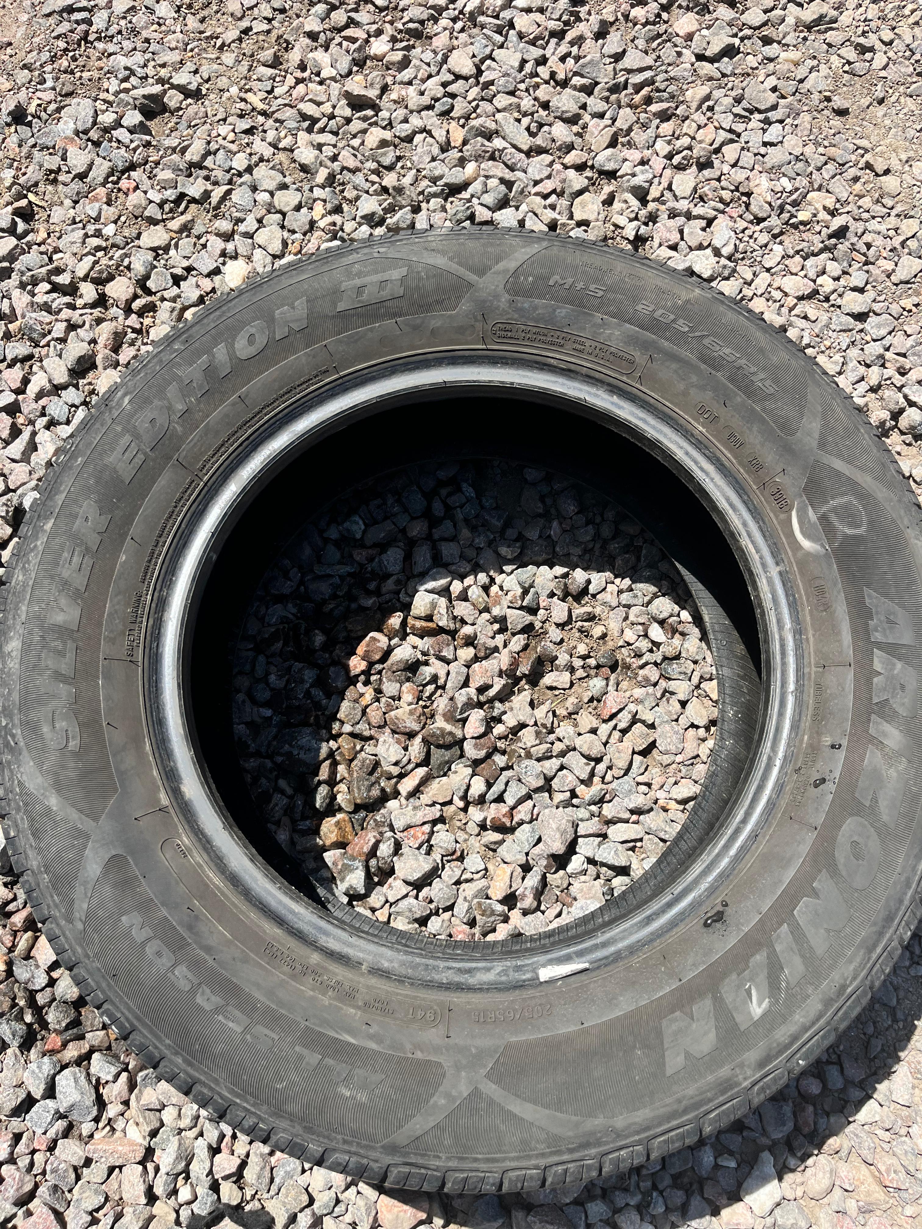 205/65R15 Single (1 Used Tire) Arizona Silver Edition 3