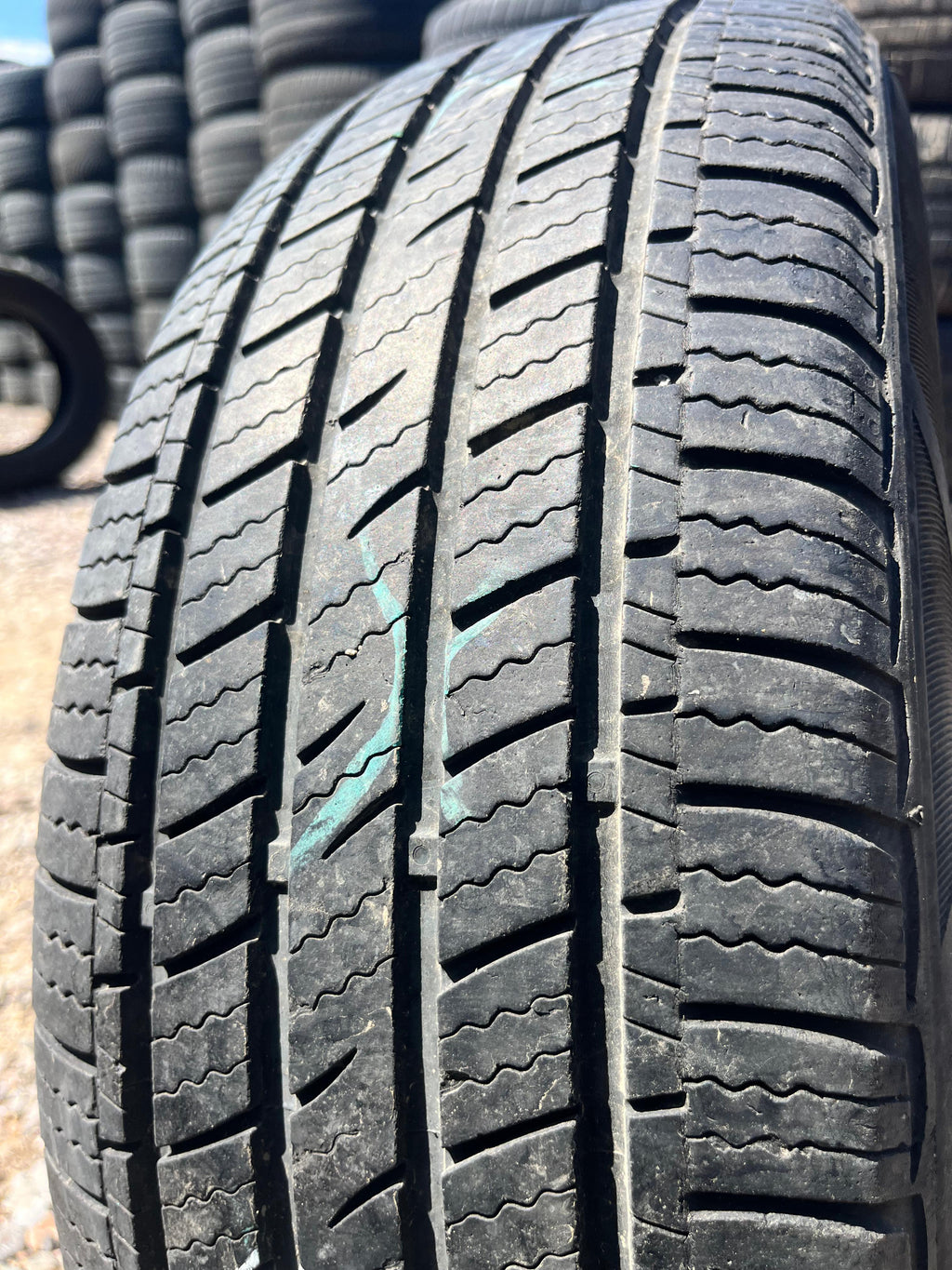 205/65R15 Single (1 Used Tire) Arizona Silver Edition 3