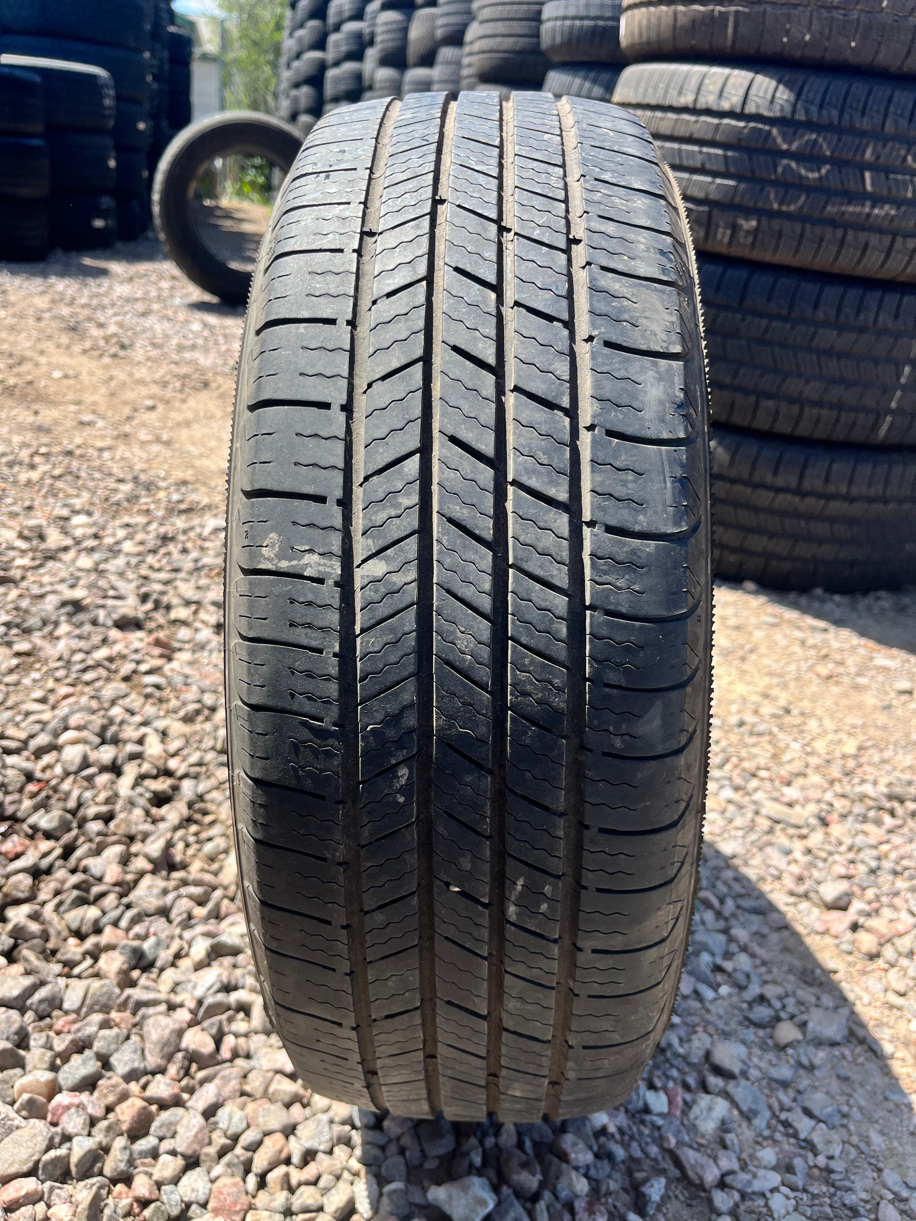 195/65R15 Single (1 Used Tire) Michelin Defender