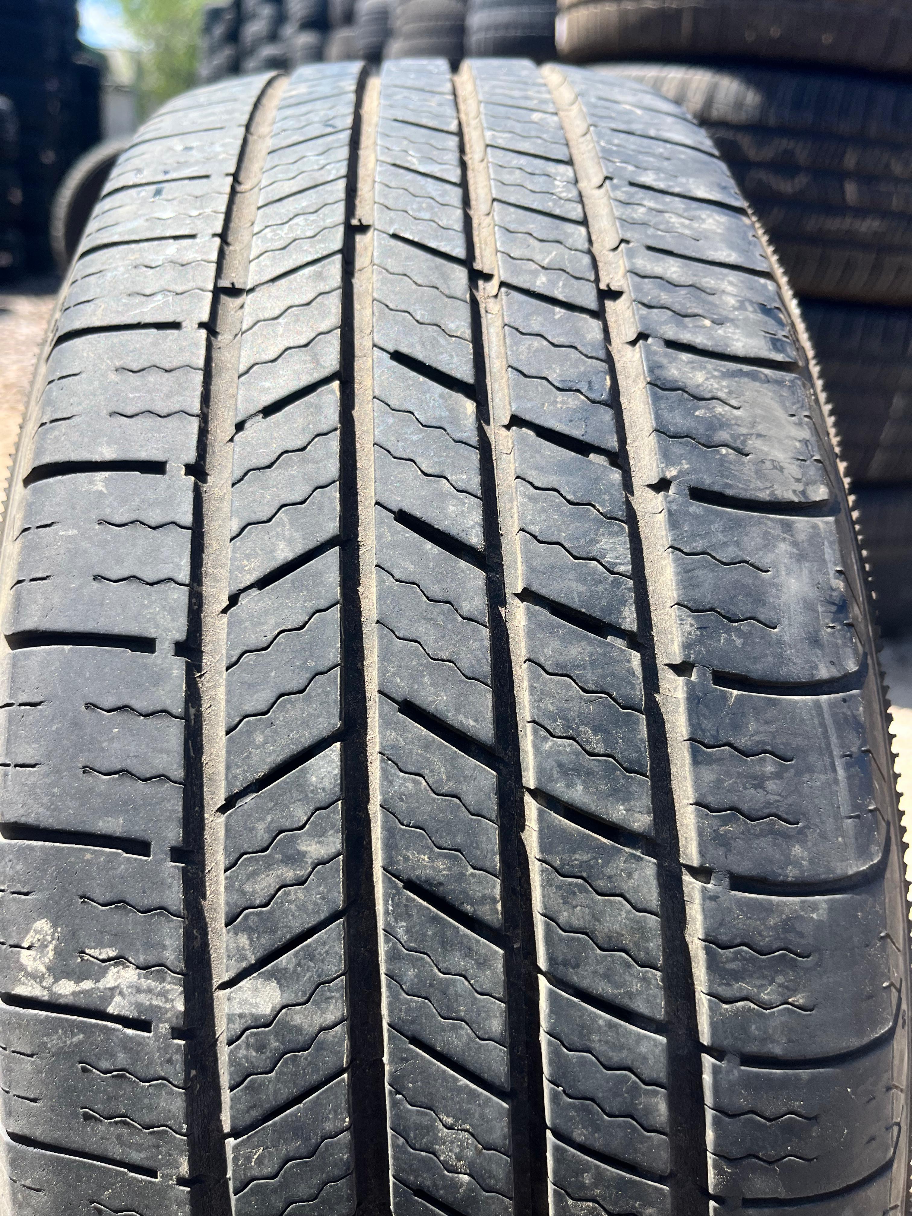 195/65R15 Single (1 Used Tire) Michelin Defender