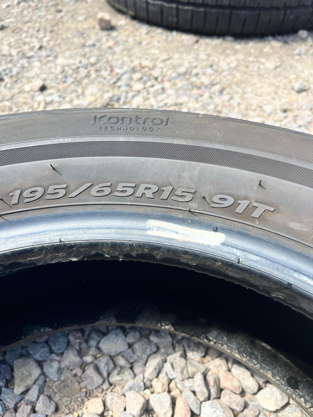 195/65R15 Single (1 Used Tire) Hankook Kineegy GT