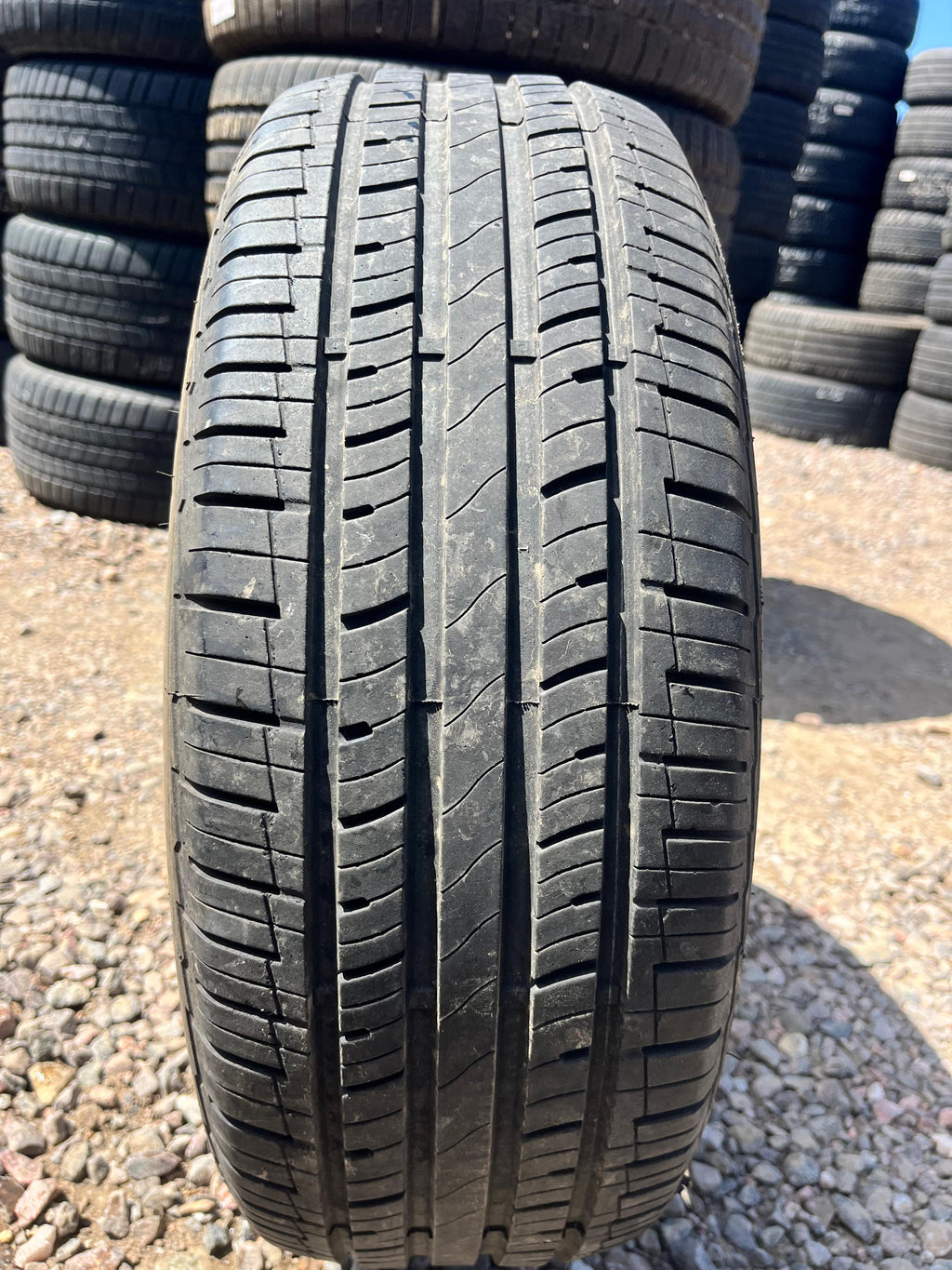 195/65R15 Single (1 Used Tire) Mastercraft Stratus AS
