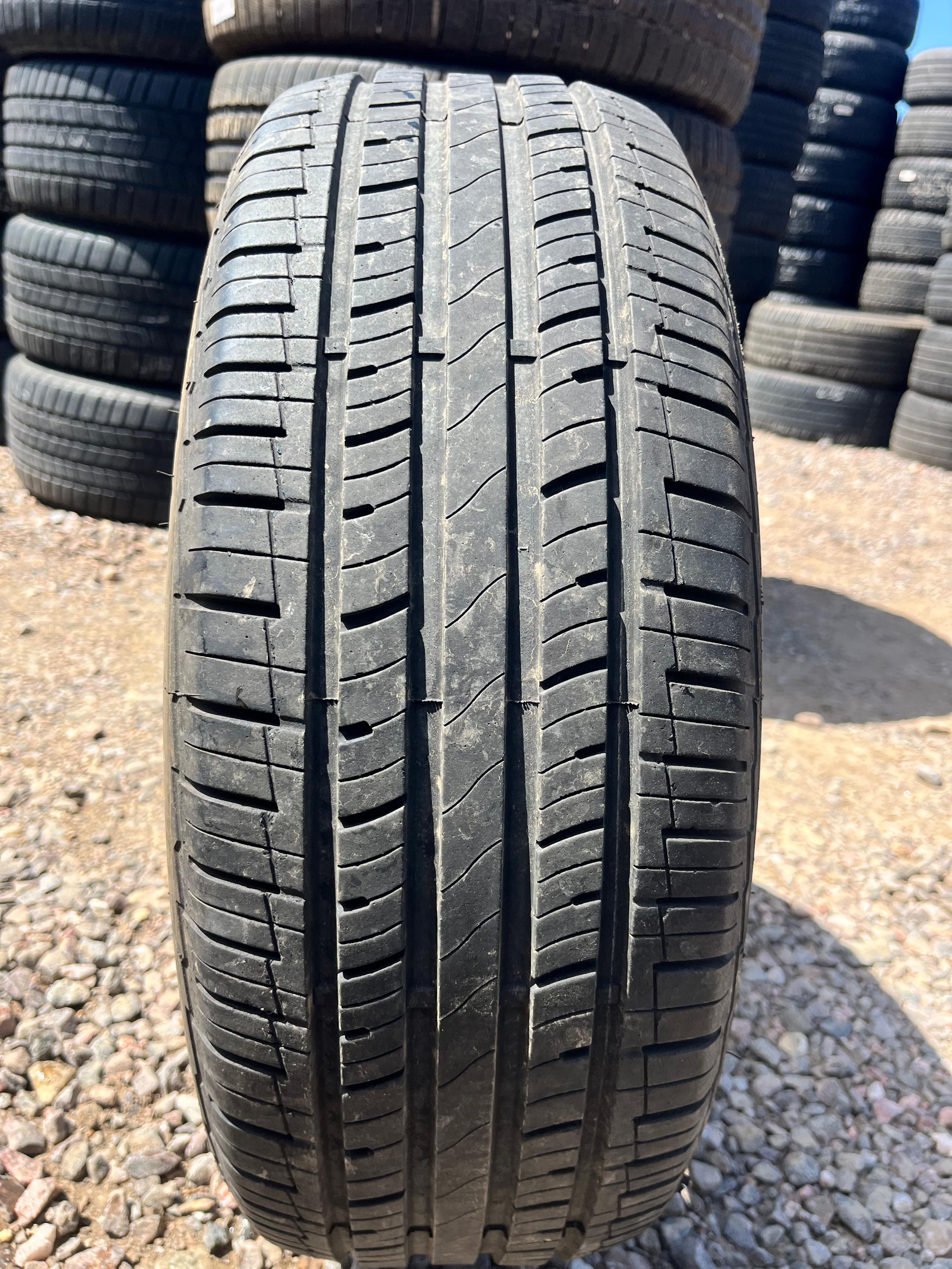 195/65R15 Single (1 Used Tire) Mastercraft Stratus AS