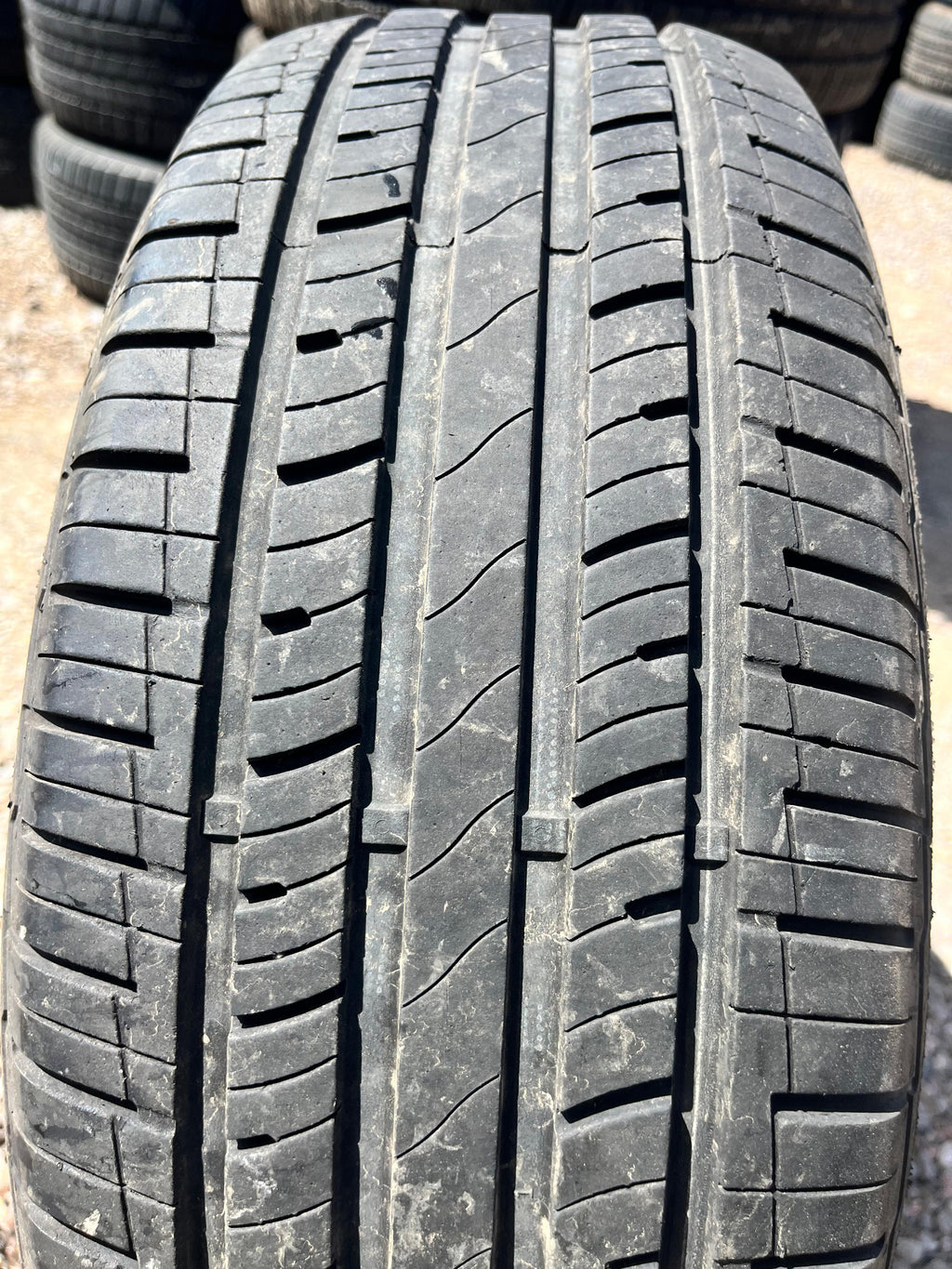 195/65R15 Single (1 Used Tire) Mastercraft Stratus AS