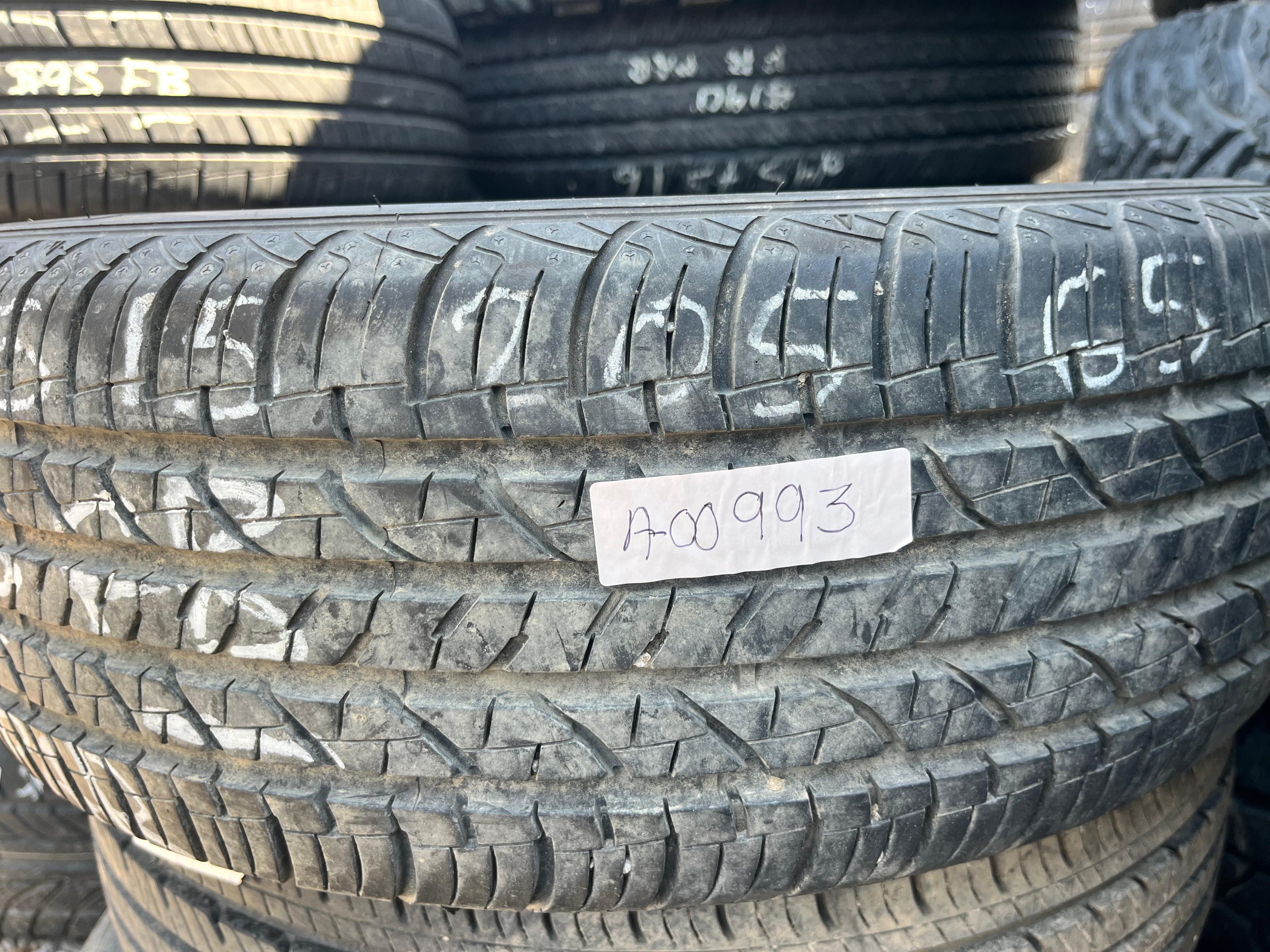 205/65R15 Single (1 Used Tire) Douglas  All Season