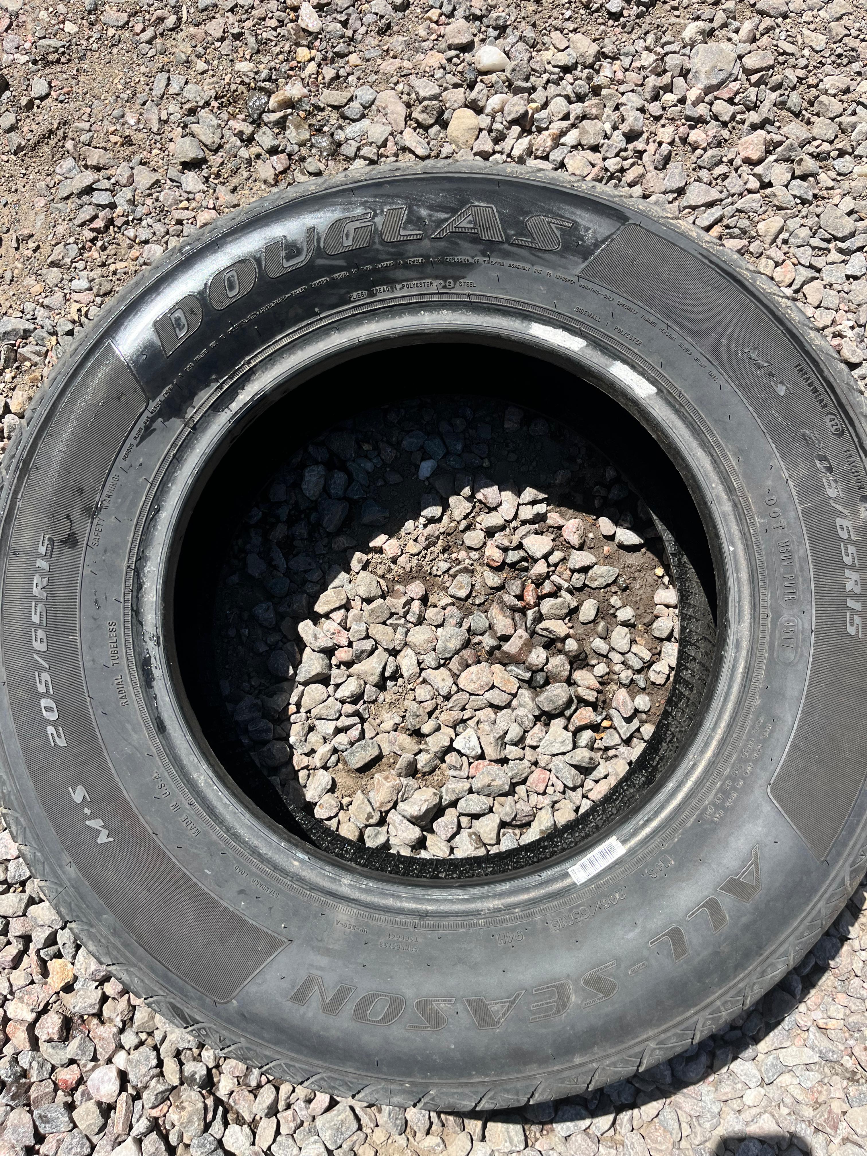 205/65R15 Single (1 Used Tire) Douglas  All Season