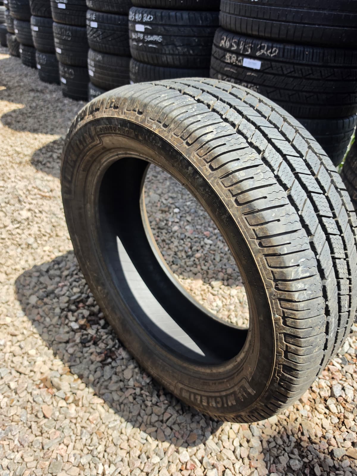 265/50R20 Single (1 Used Tire) Michelin Defender LTX