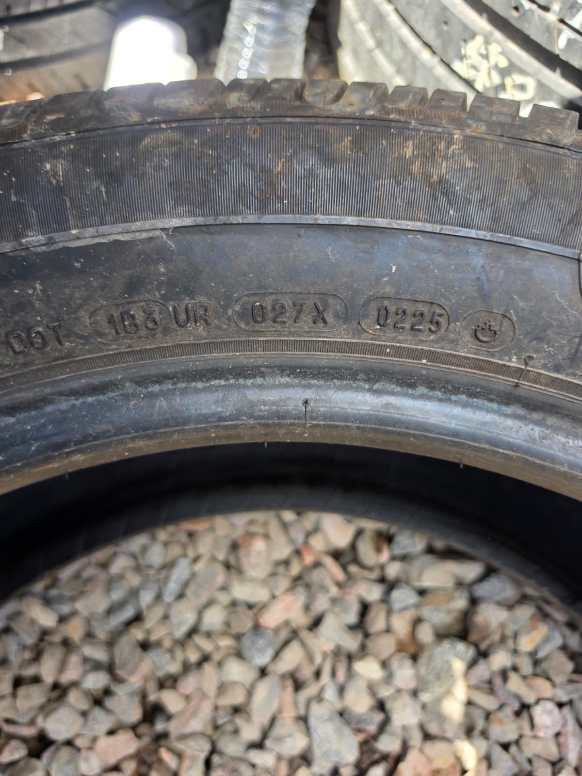 265/50R20 Single (1 Used Tire) Michelin Defender LTX