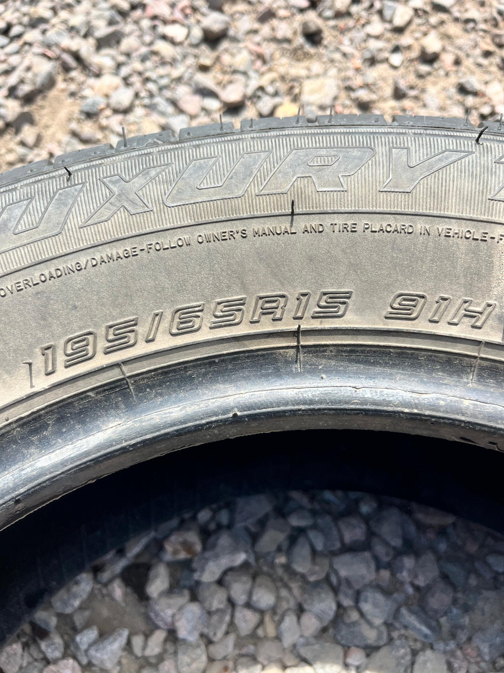 195/65R15 Single (1 Used Tire) Maxama Tires Reputation Touring