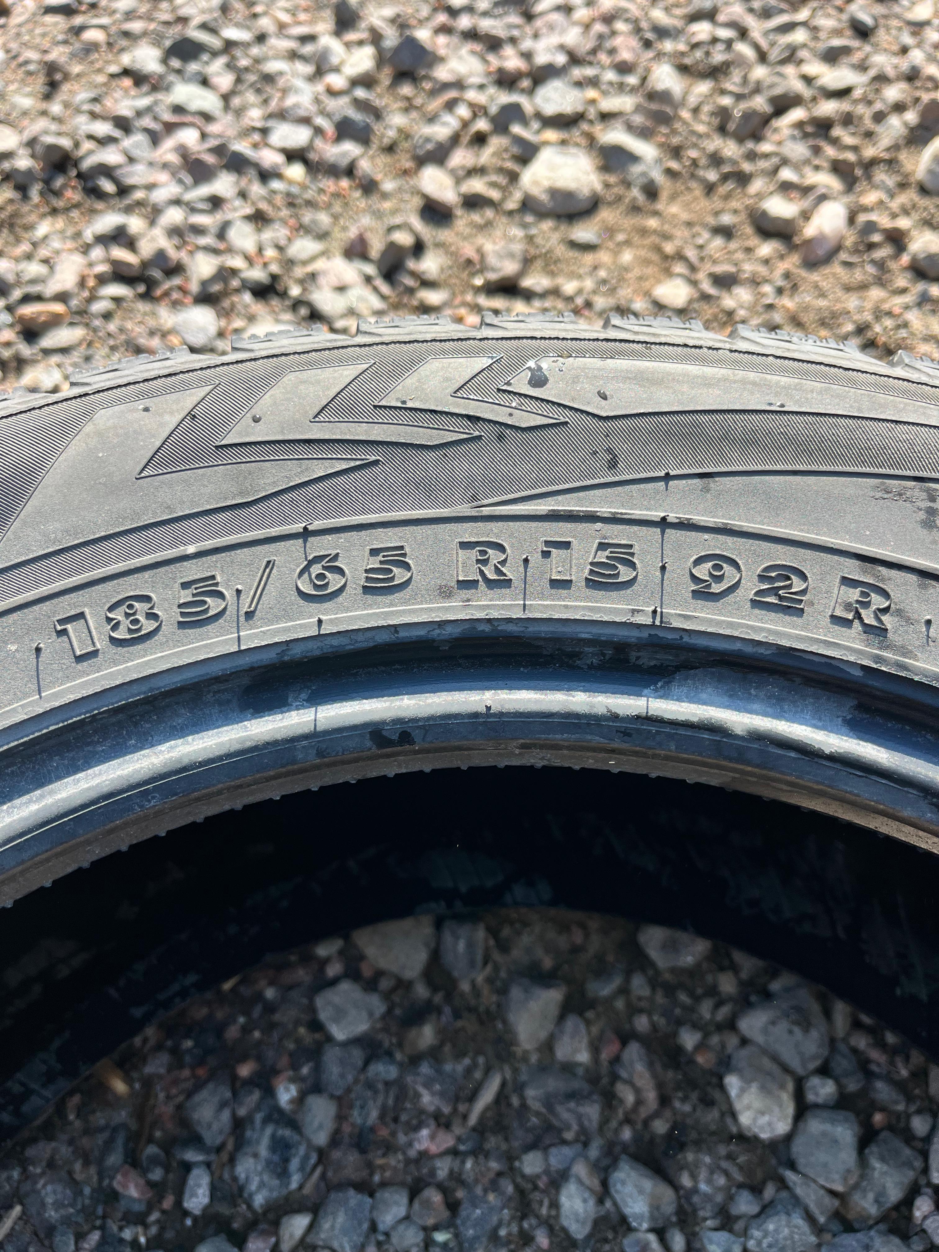 185/65R15 Single (1 Used Tire) Nokia Hakkapeliitta RSI