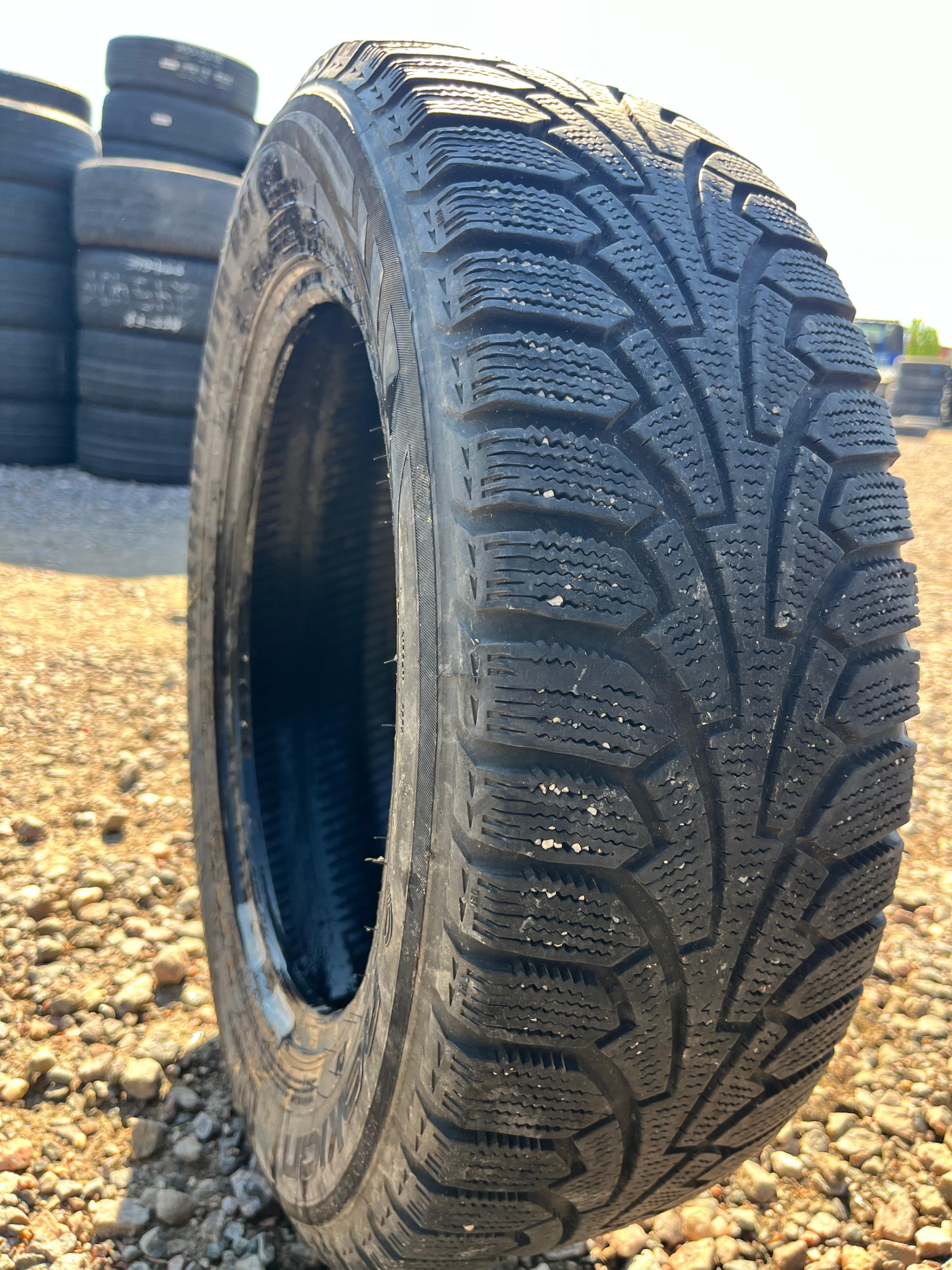 185/65R15 Single (1 Used Tire) Nokia Hakkapeliitta RSI