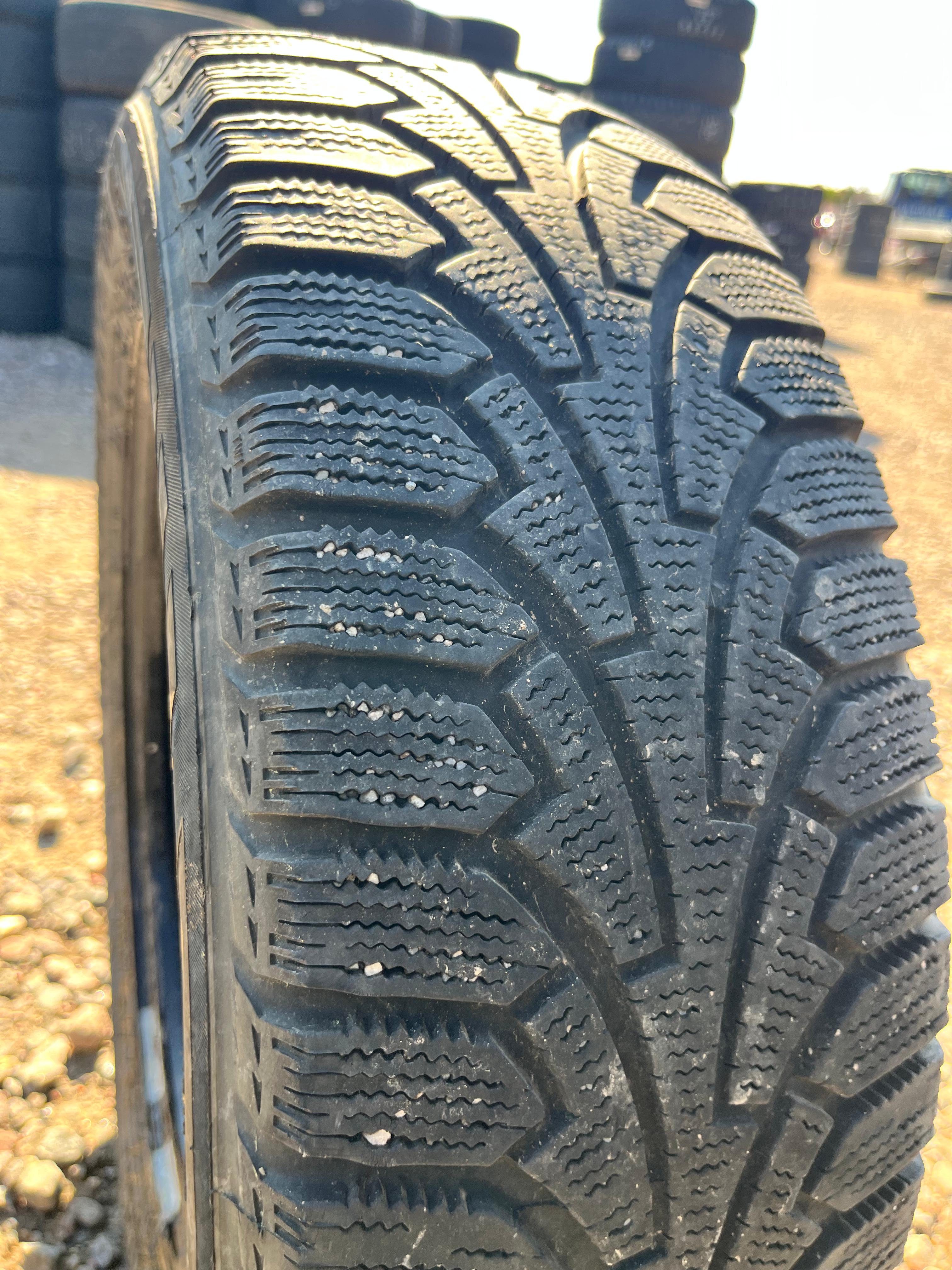 185/65R15 Single (1 Used Tire) Nokia Hakkapeliitta RSI