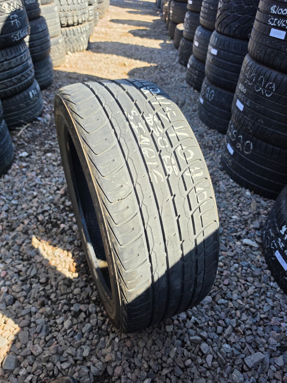 245/40ZR20 Single (1 Used Tire) Advanta HP Z-01