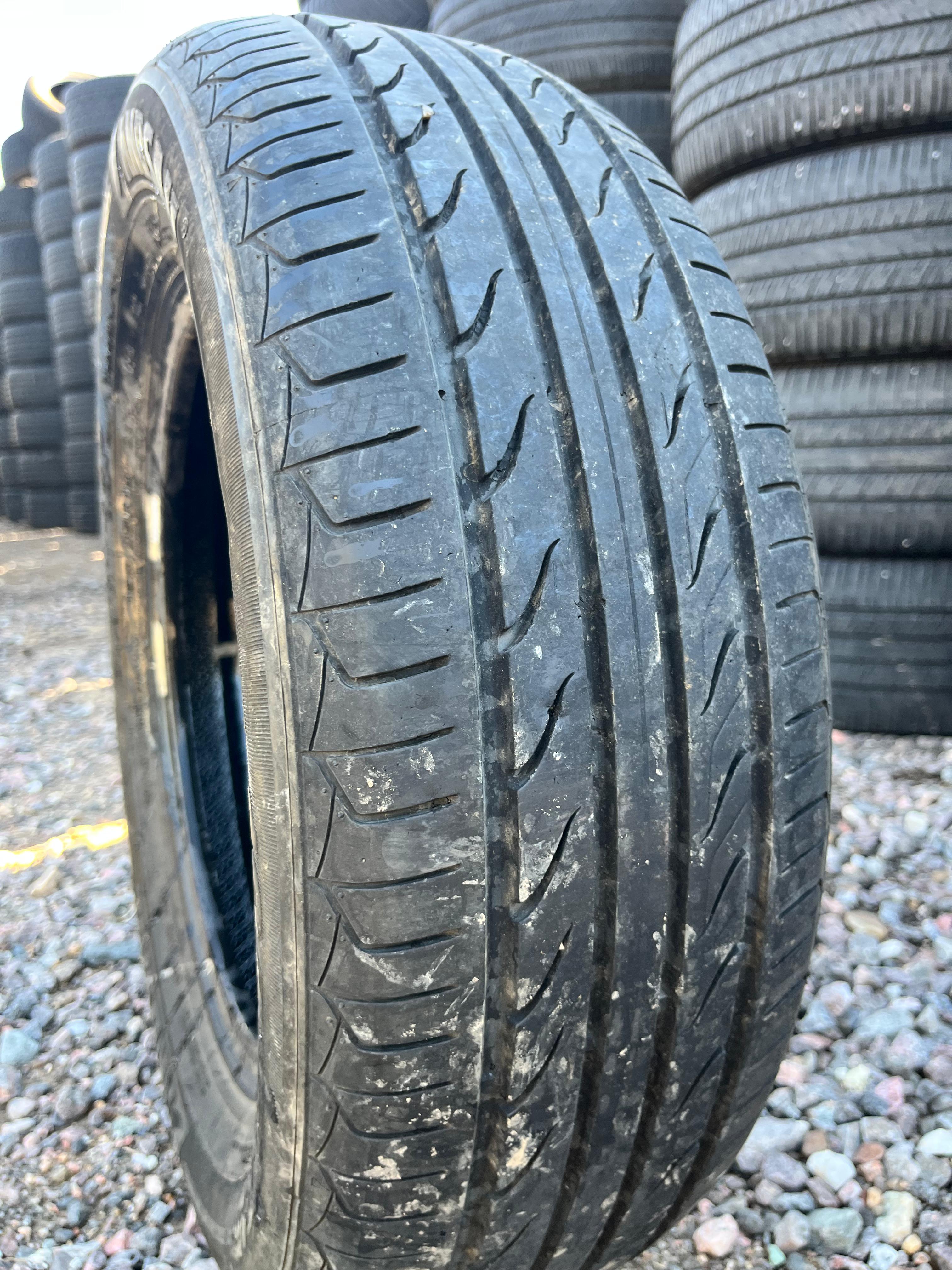 195/65R15 Single (1 Used Tire) LandSail LandSail LS388