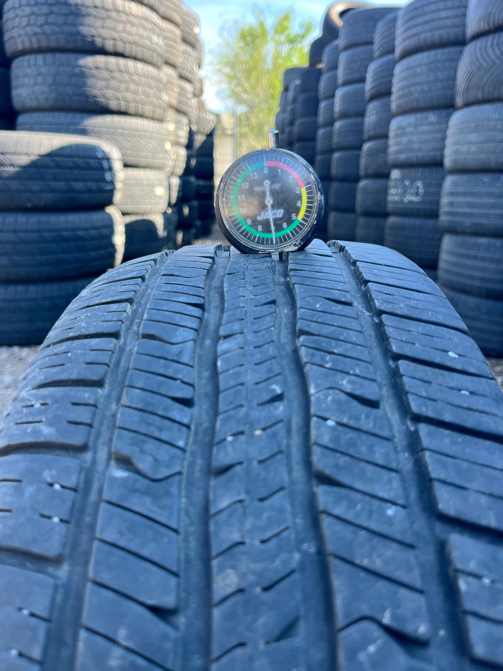 255/35ZR20 Single (1 Used Tire) BFGoodrich Advantage Control