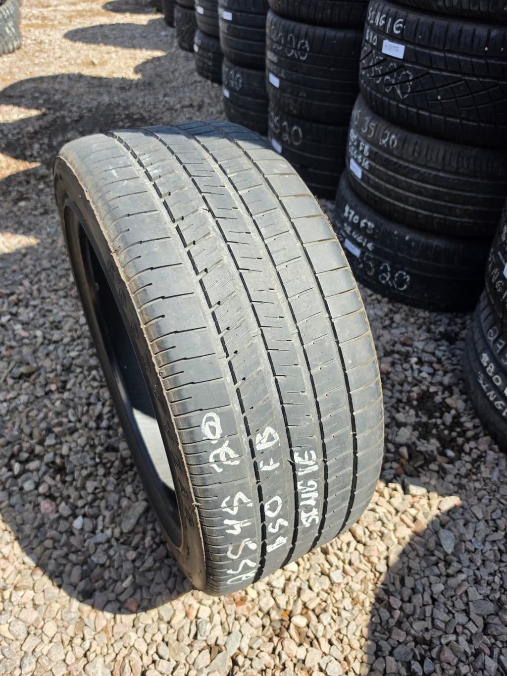 255/45R20 Single (1 Used Tire)   Goodyear Eagle F1
