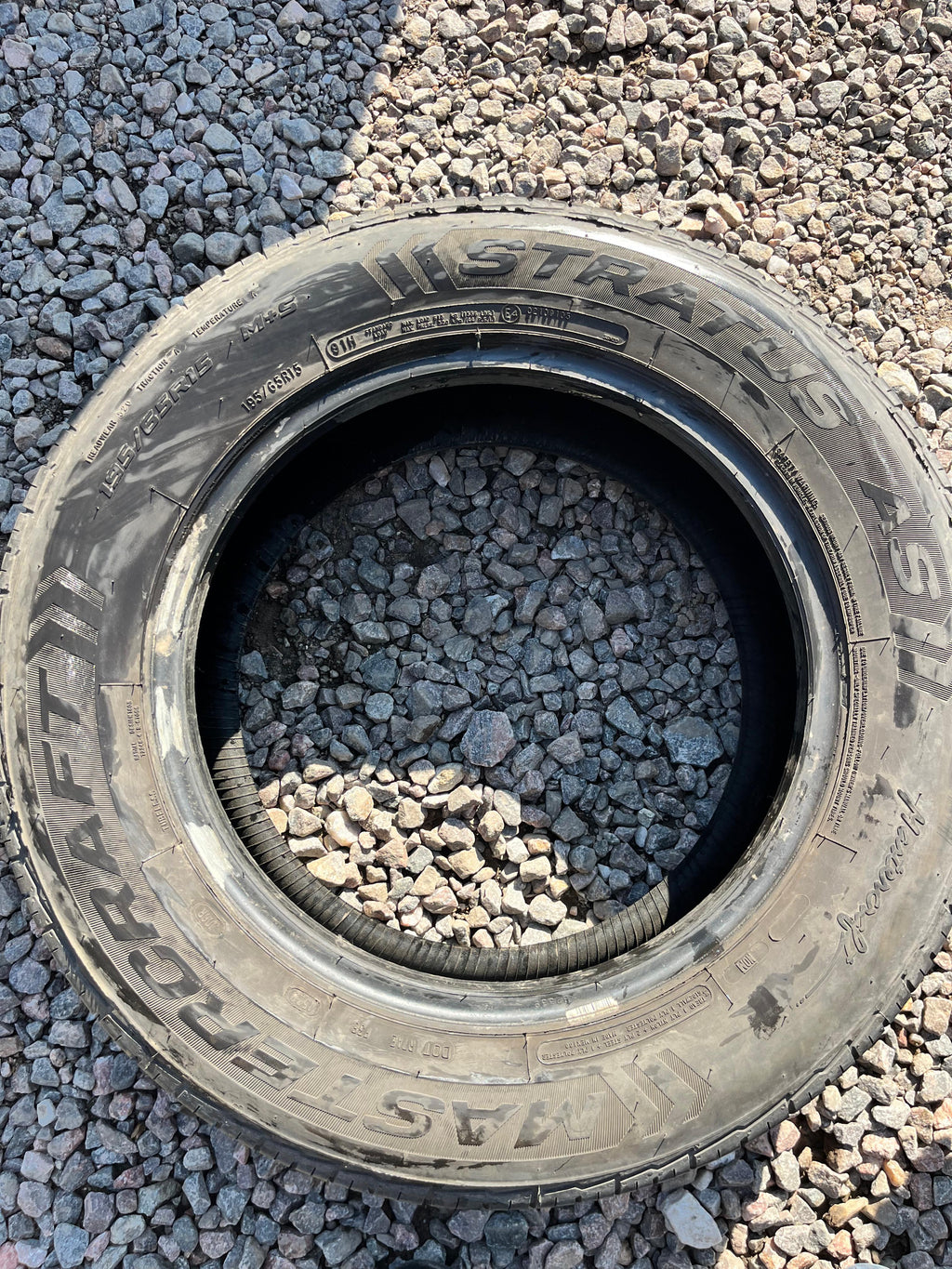 195/65R15 Single (1 Used Tire)  Mastercraft Stratus AS