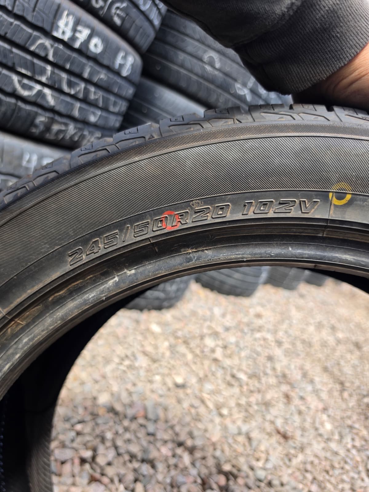 265/50R20 Single (1 Used Tire)  Yokohama Geolander CV