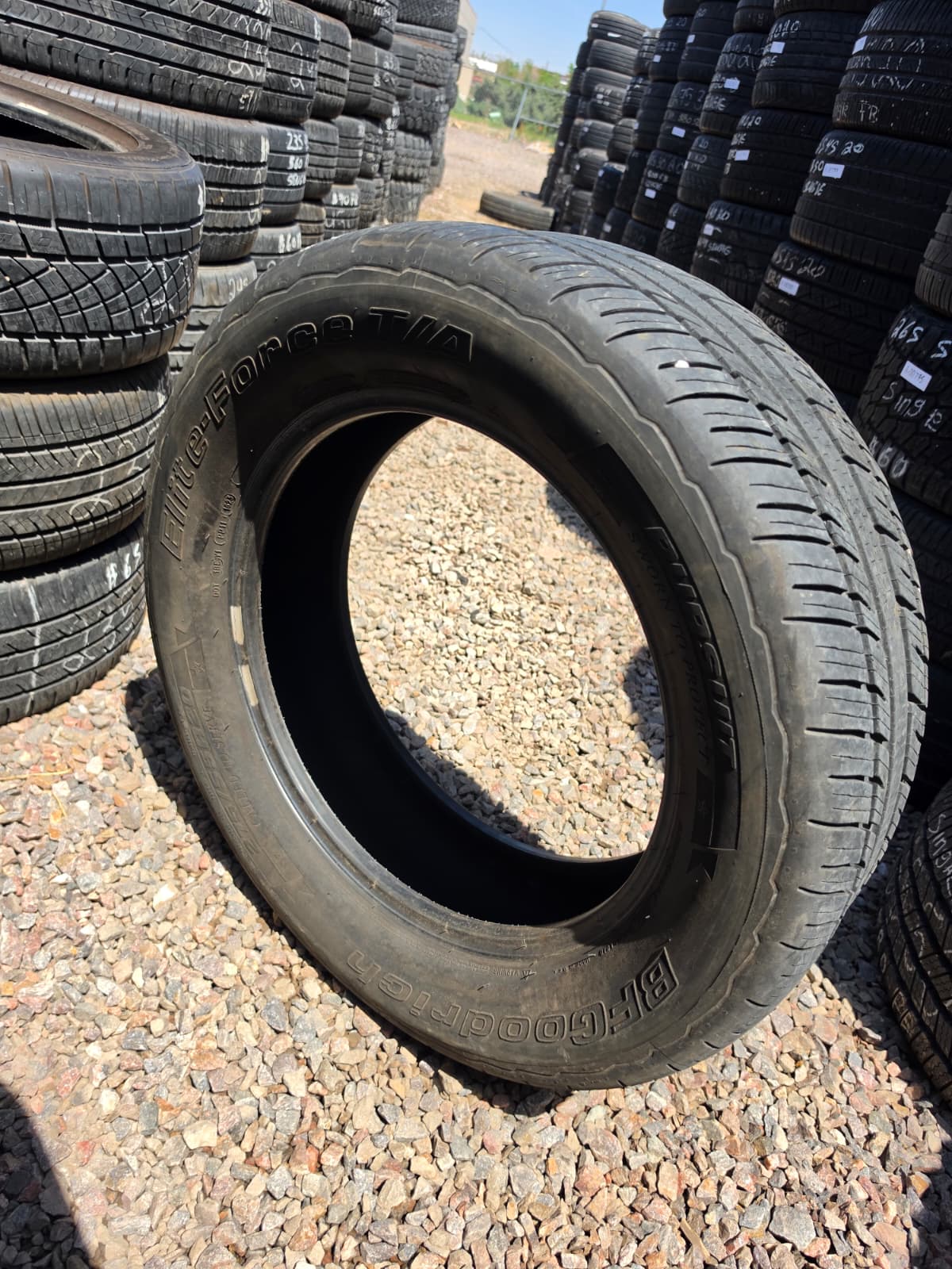 275/55R20 Single (1 Used Tire)  BF Goodrich Elite-Force