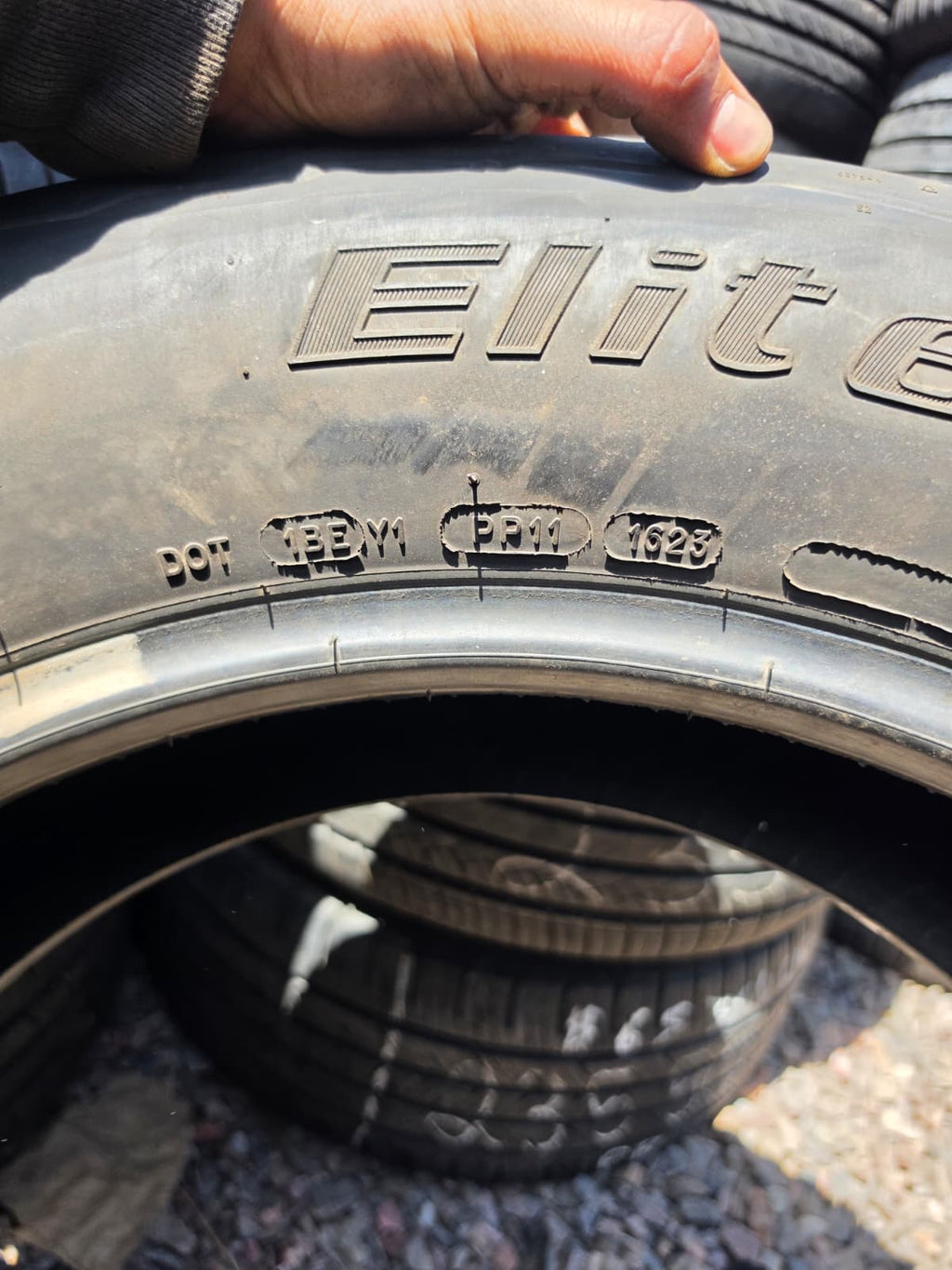 275/55R20 Single (1 Used Tire)  BF Goodrich Elite-Force