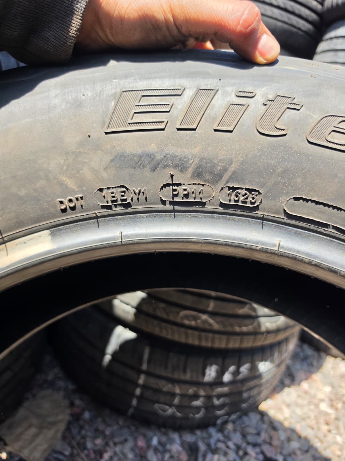 275/55R20 Single (1 Used Tire)  BF Goodrich Elite-Force