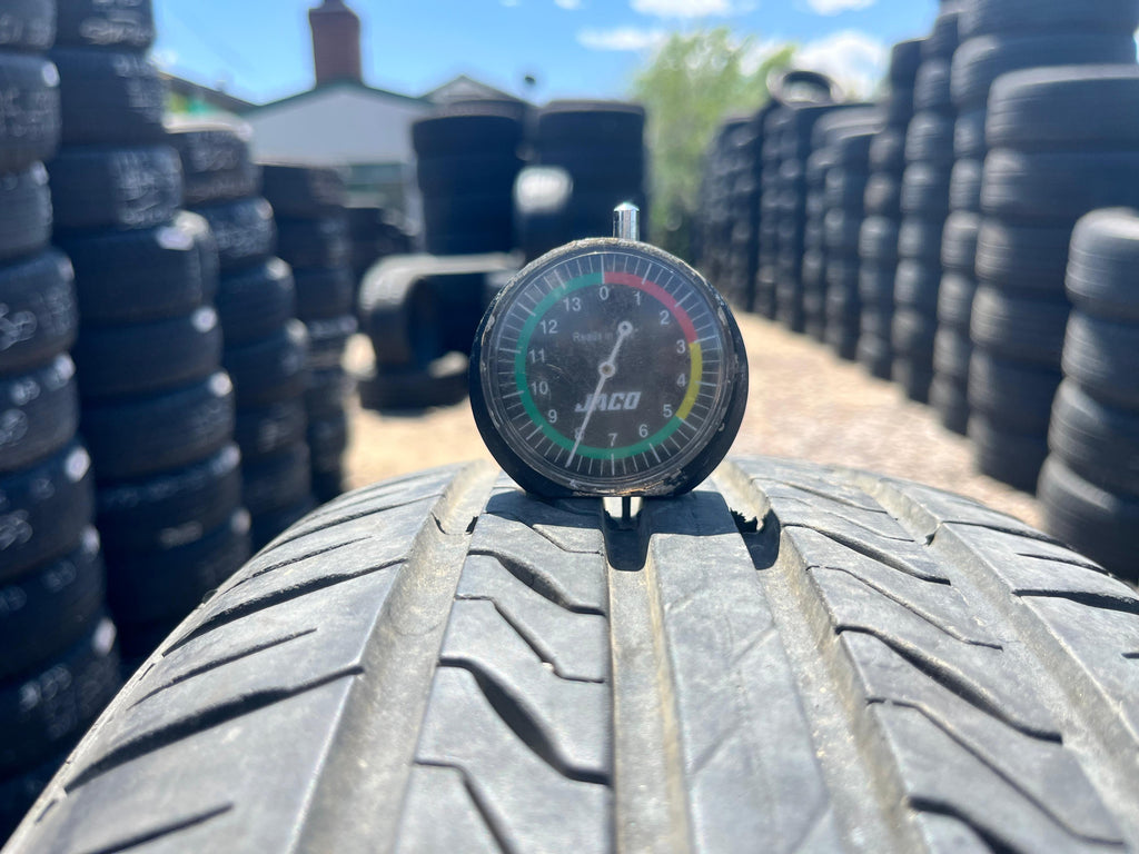 255/35ZR20 Single (1 Used Tire)