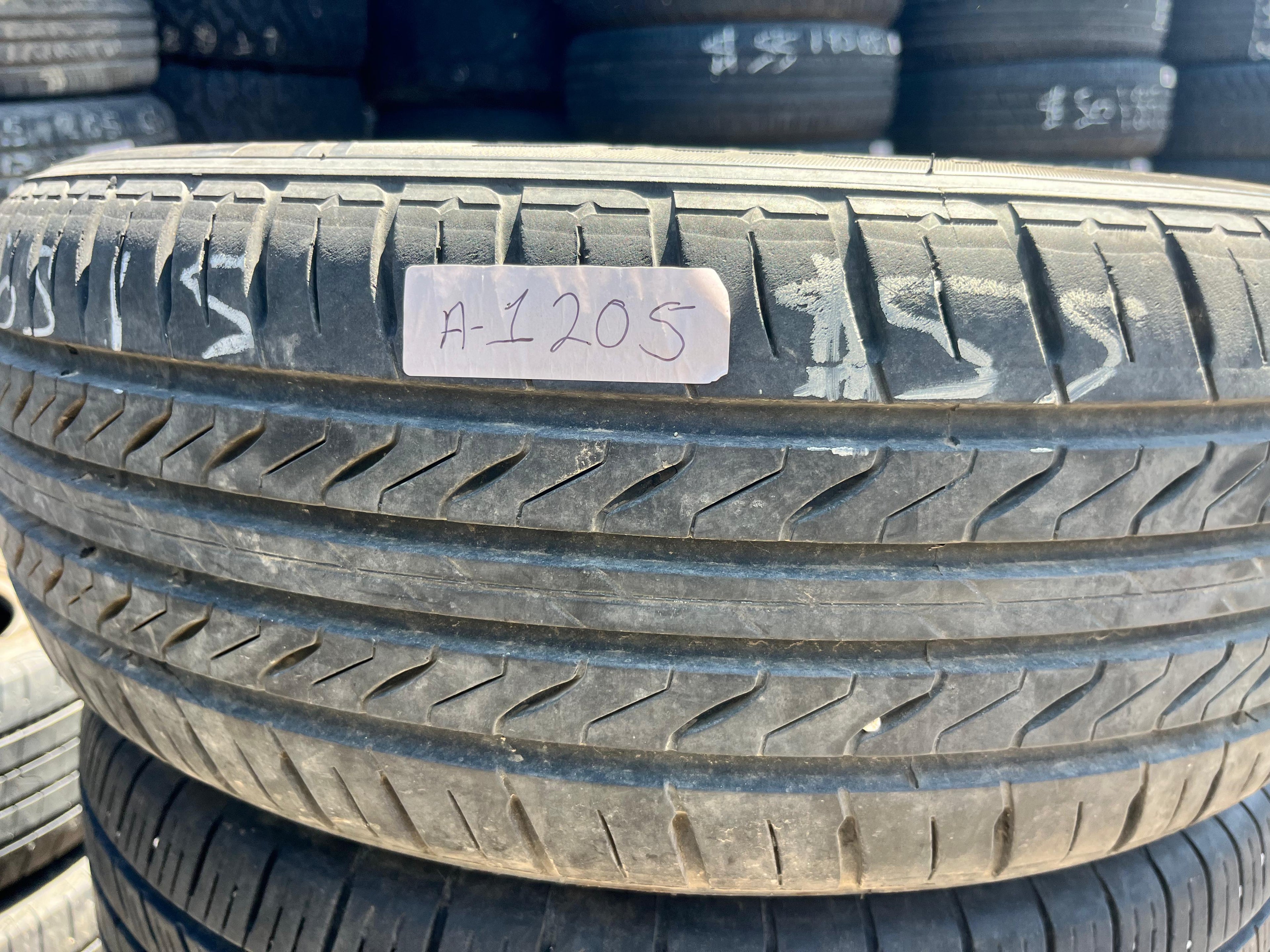 255/35ZR20 Single (1 Used Tire)