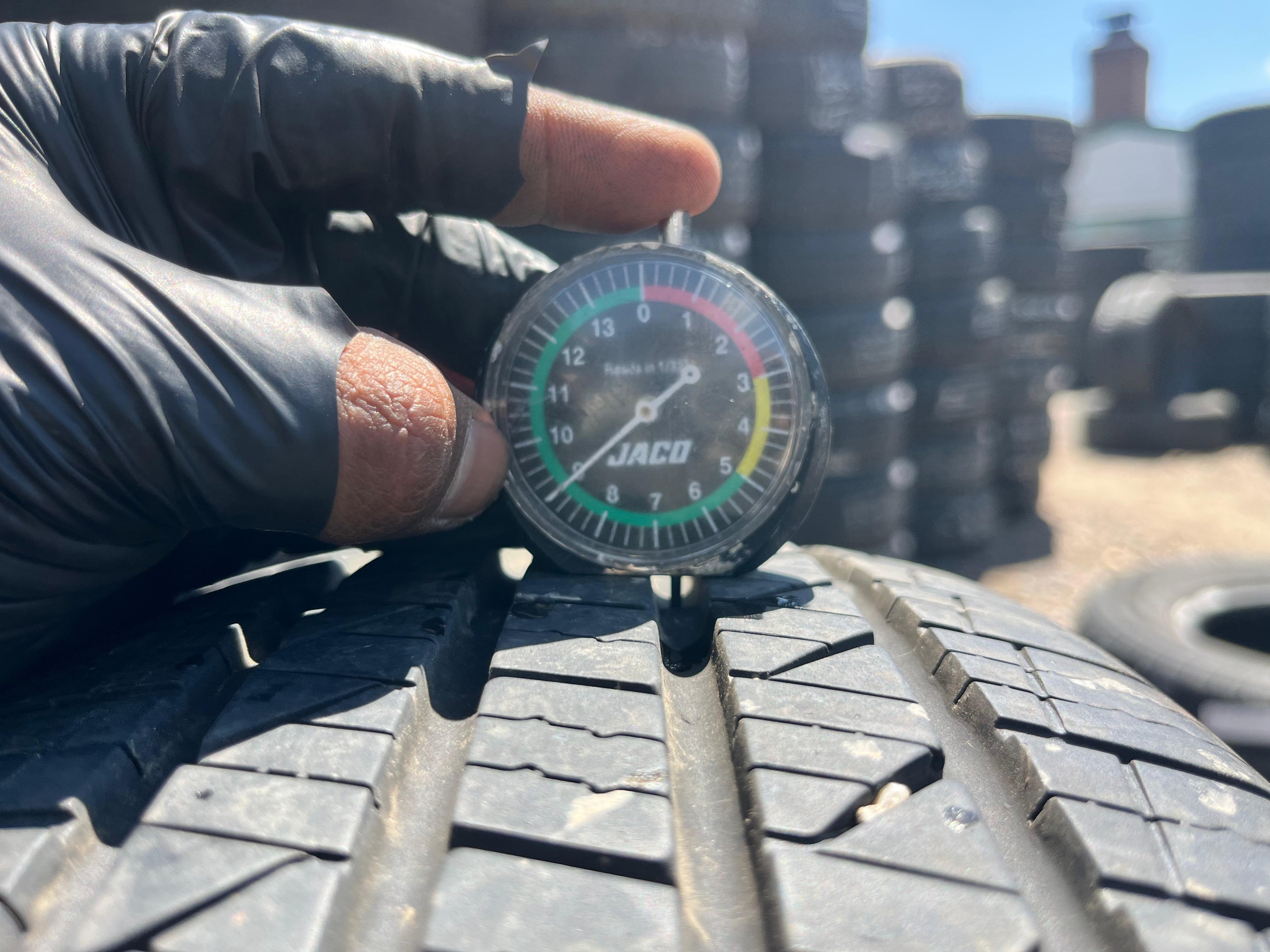 195/65R15 Single (1 Used Tire) Grit Master CTM HP 01