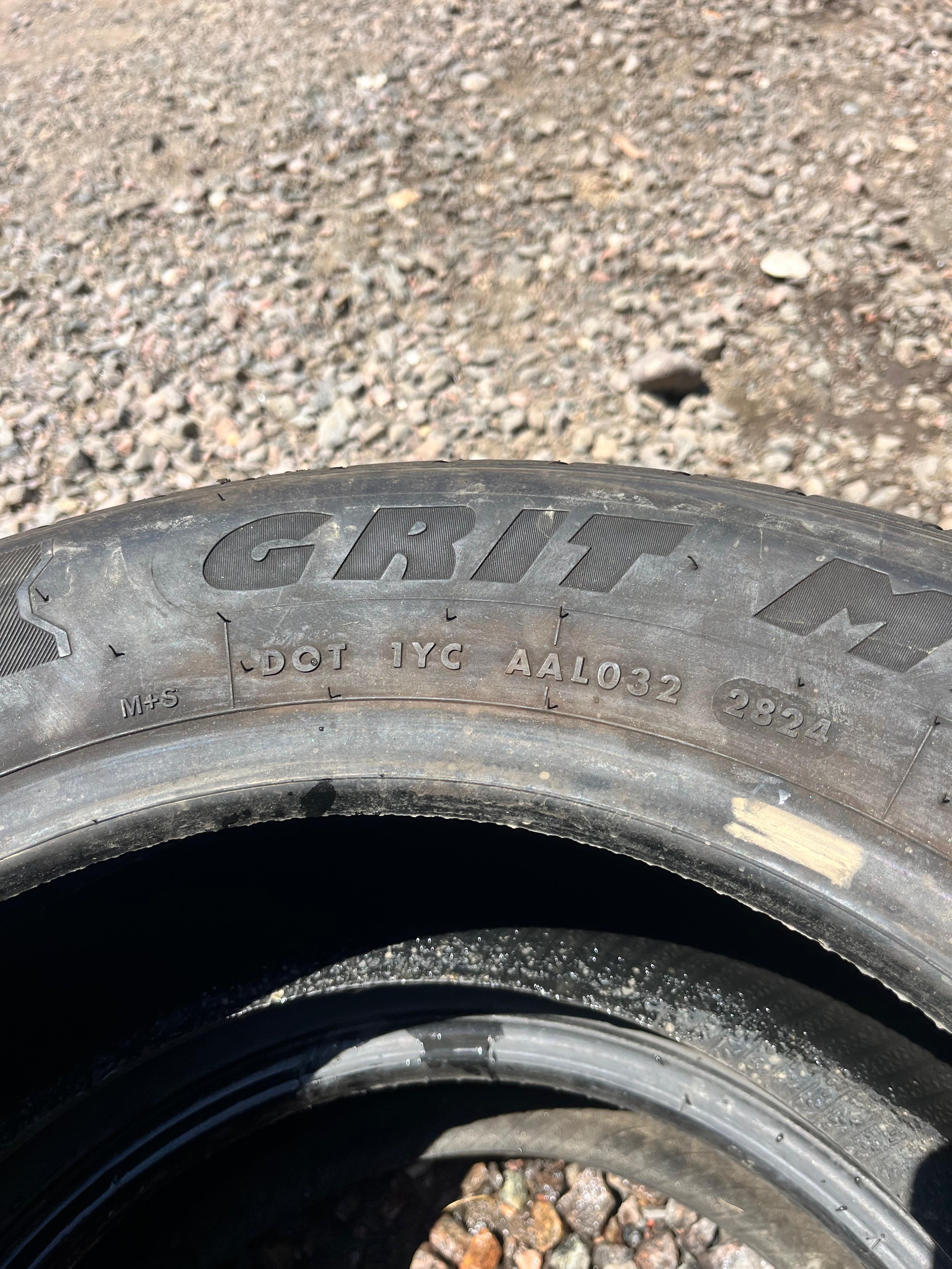 195/65R15 Single (1 Used Tire) Grit Master CTM HP 01