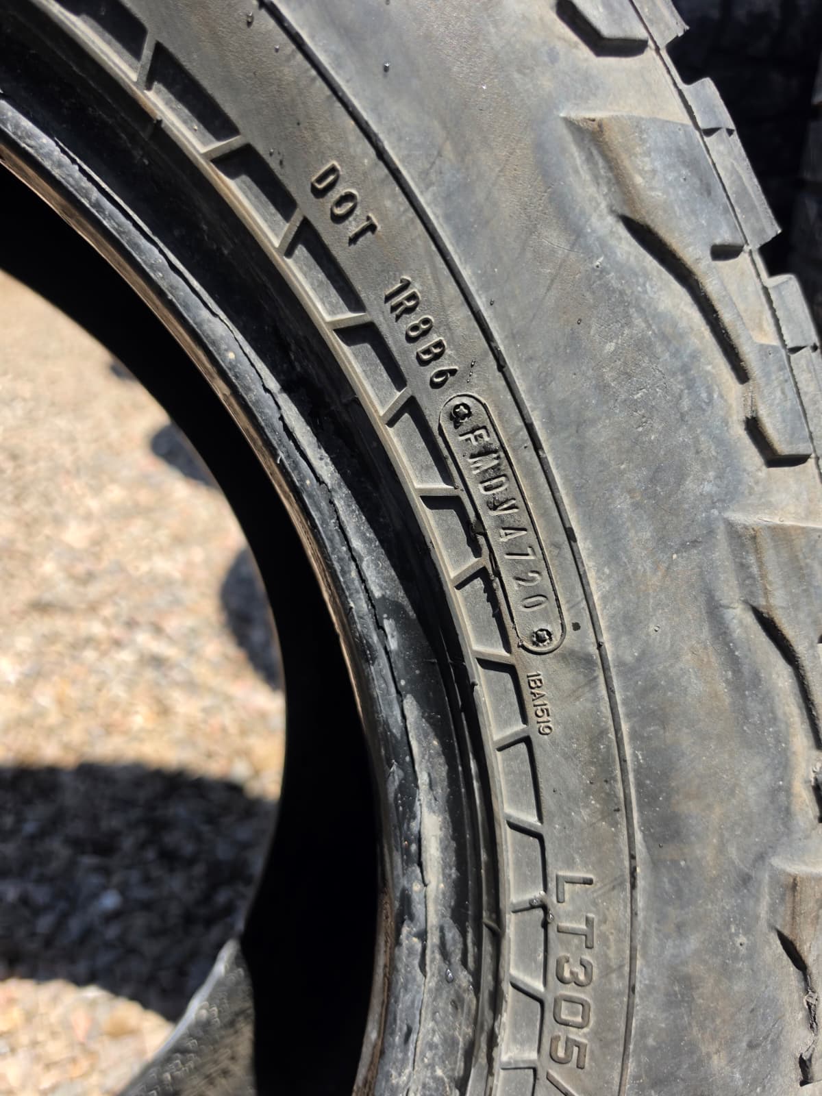 LT305/55R20  Single (1 Used Tire) Falken WildPeak