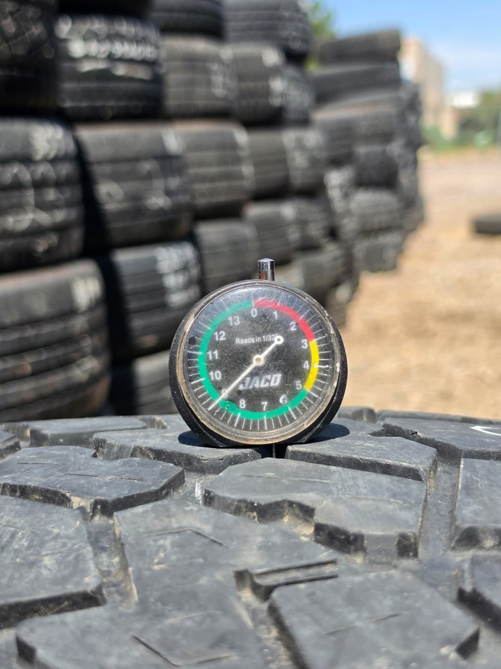 LT305/55R20  Single (1 Used Tire) Falken WildPeak