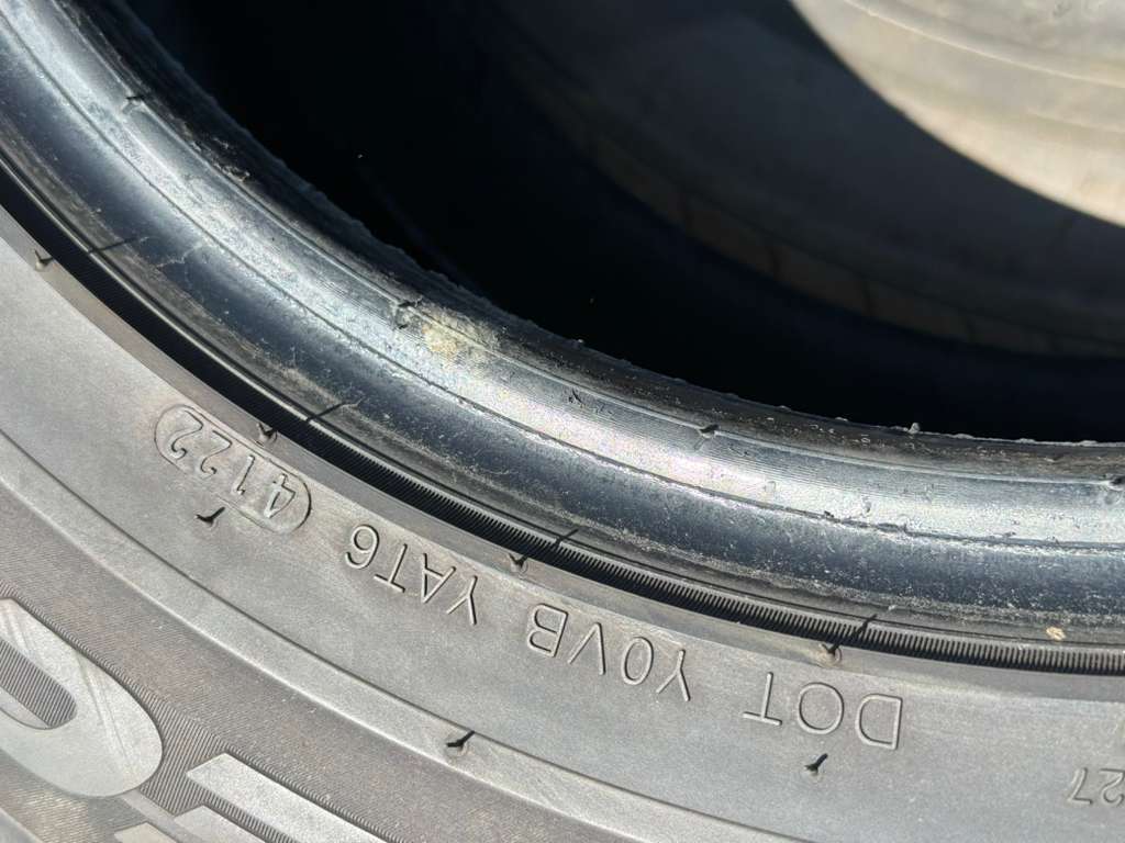 235/60ZR16 Set (4 Used Tires)  Kumho Ecsta Lx platinum