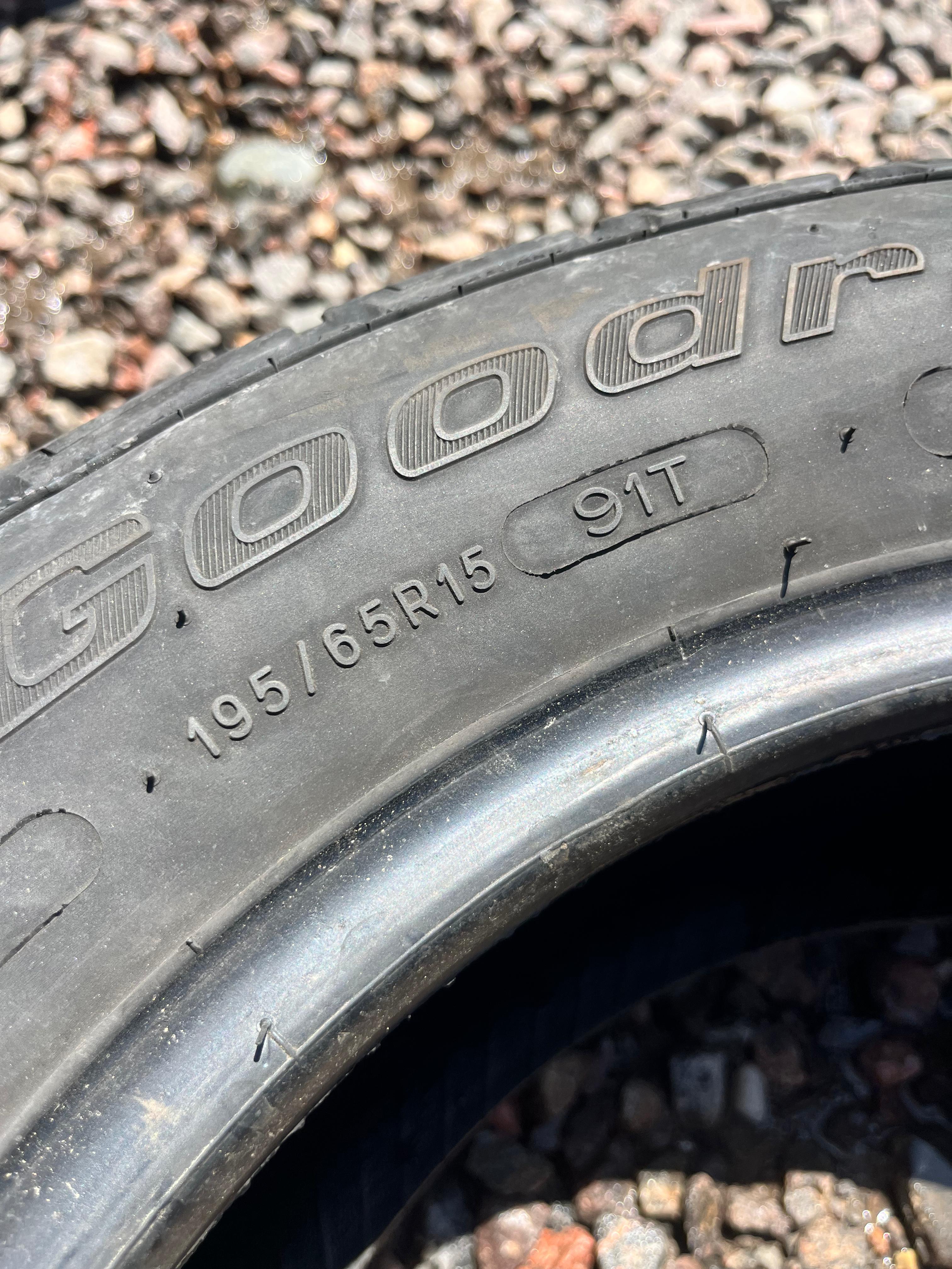 195/65R15 Single (1 Used Tire)  BFGoodrich Advantage