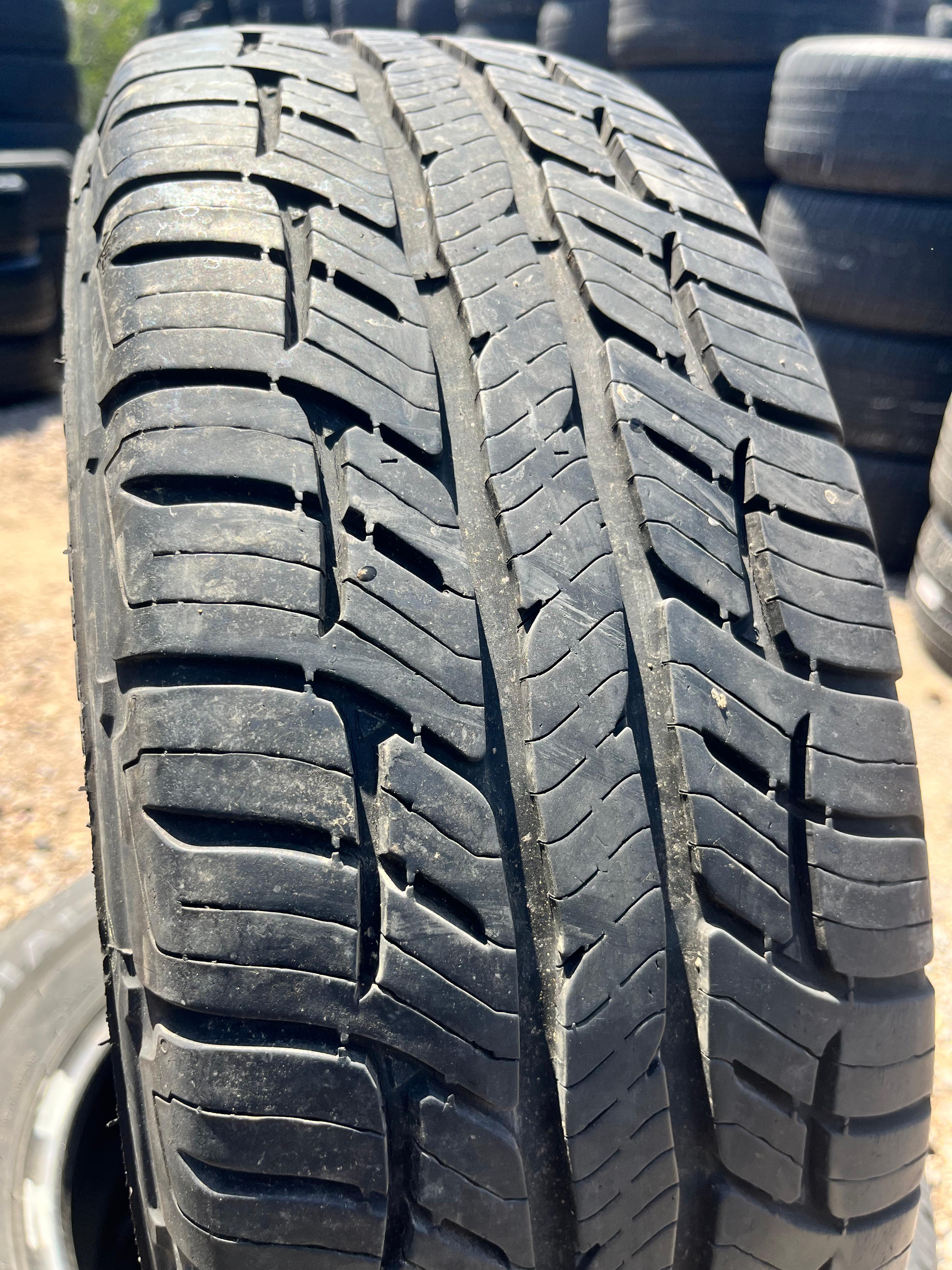 195/65R15 Single (1 Used Tire)  BFGoodrich Advantage