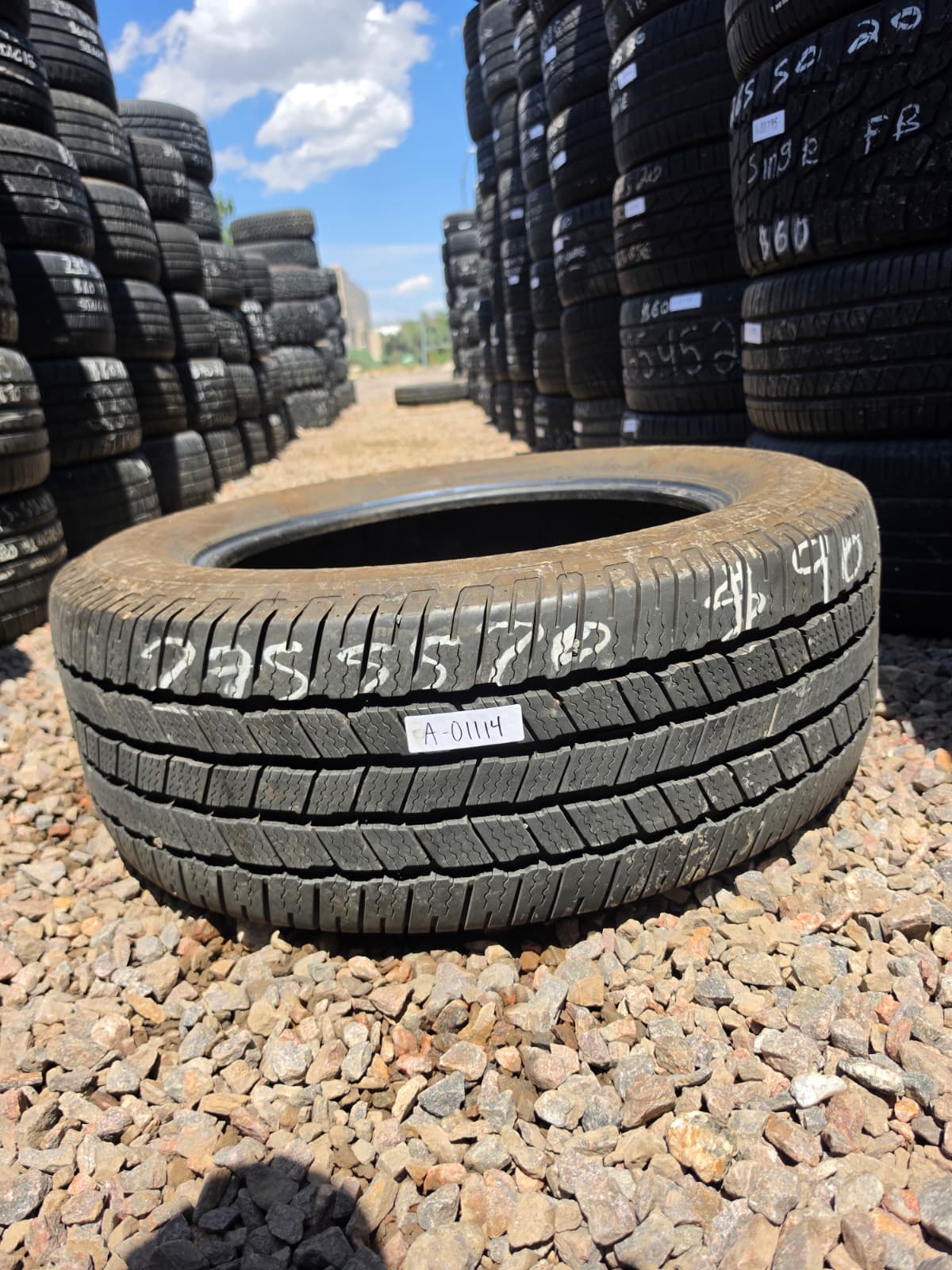 275/55R20 Single (1 Used Tire)  Michelin Defender LTX