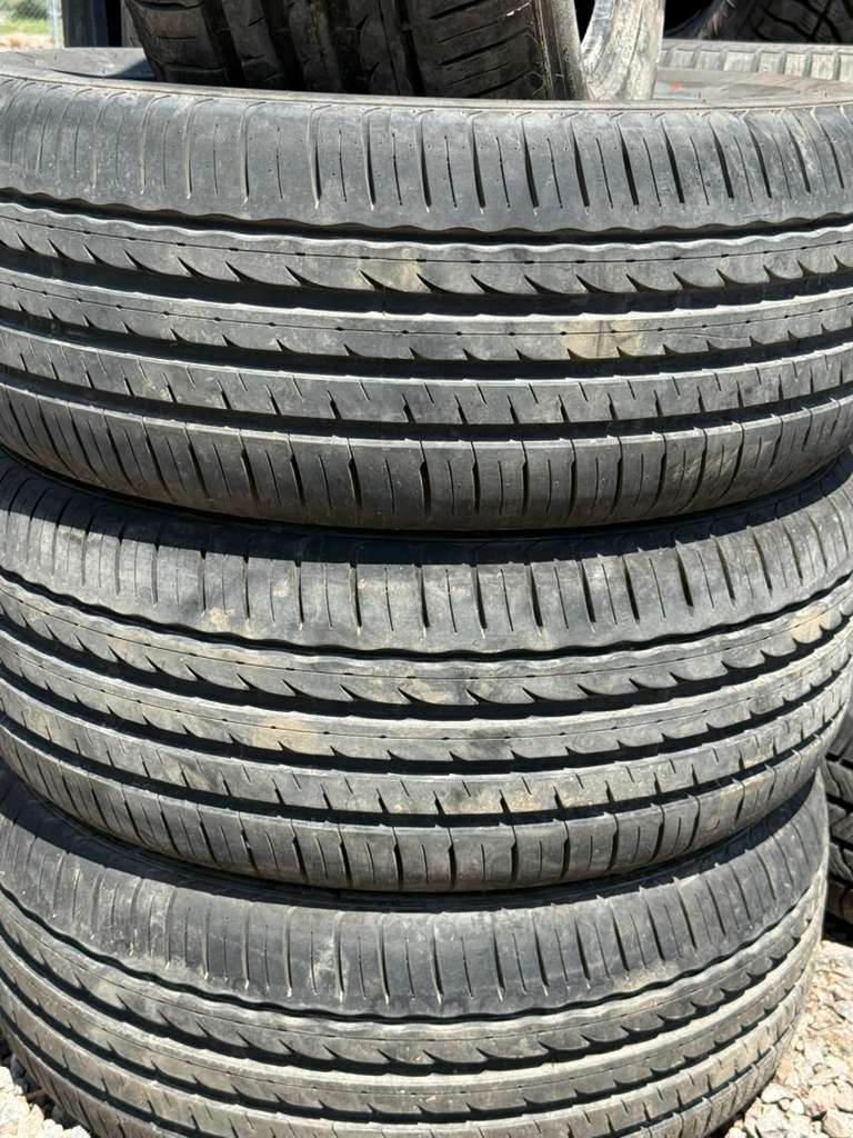 235/55ZR17 Set (4 Used Tires) Sailun Atrezzo SVA1