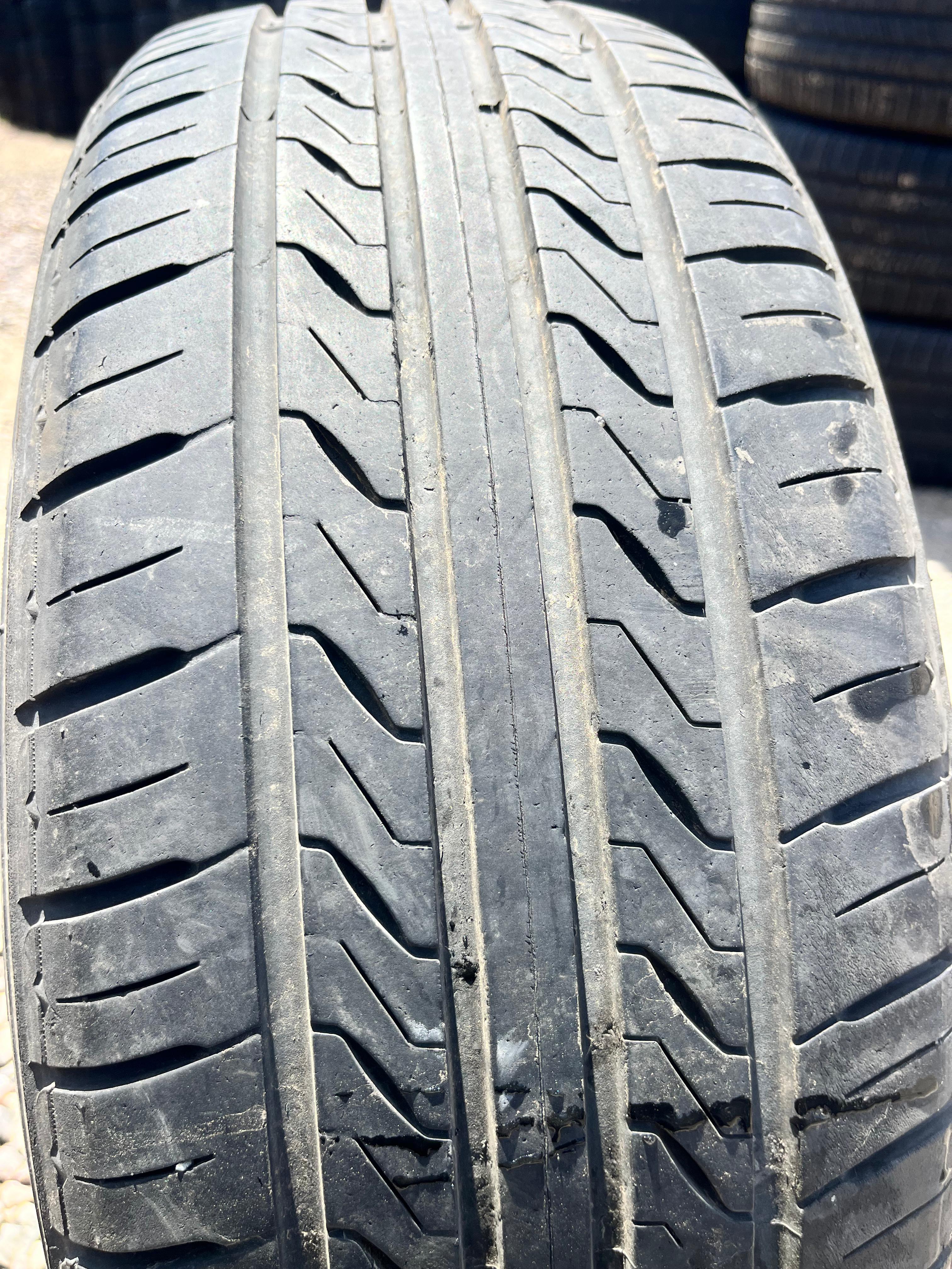 205/65R15 Single (1 Used Tire)  Sentury Sentury Touring