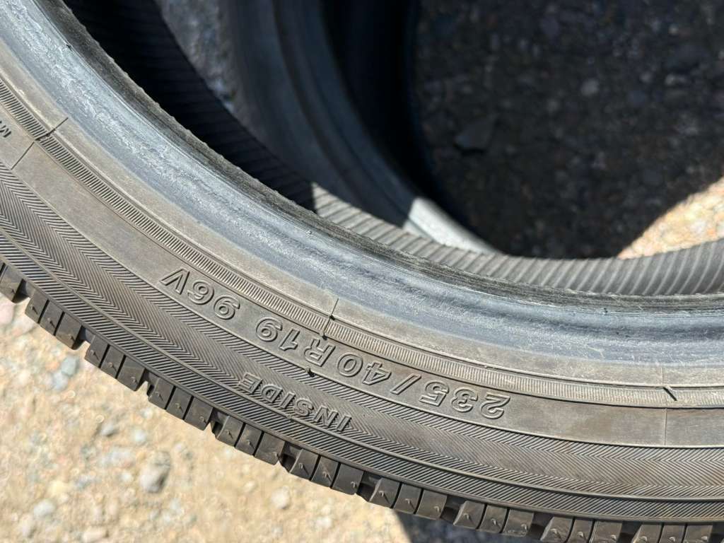 235/40R19 Pair (2 Used Tires) Yokohama YK-GTX
