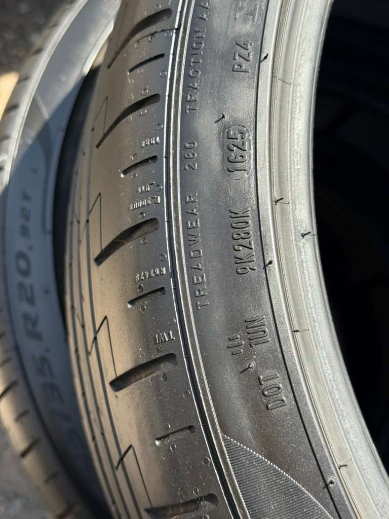 235/35R20 Set (4 Used Tires)  Pirelli   P Zero