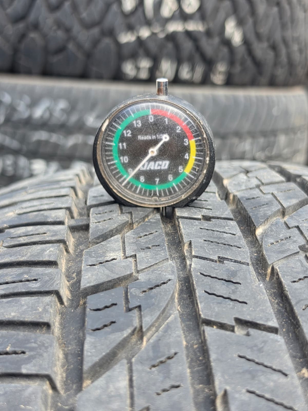 275/60R20 Single (1 Used Tire) Yokohama Geolander