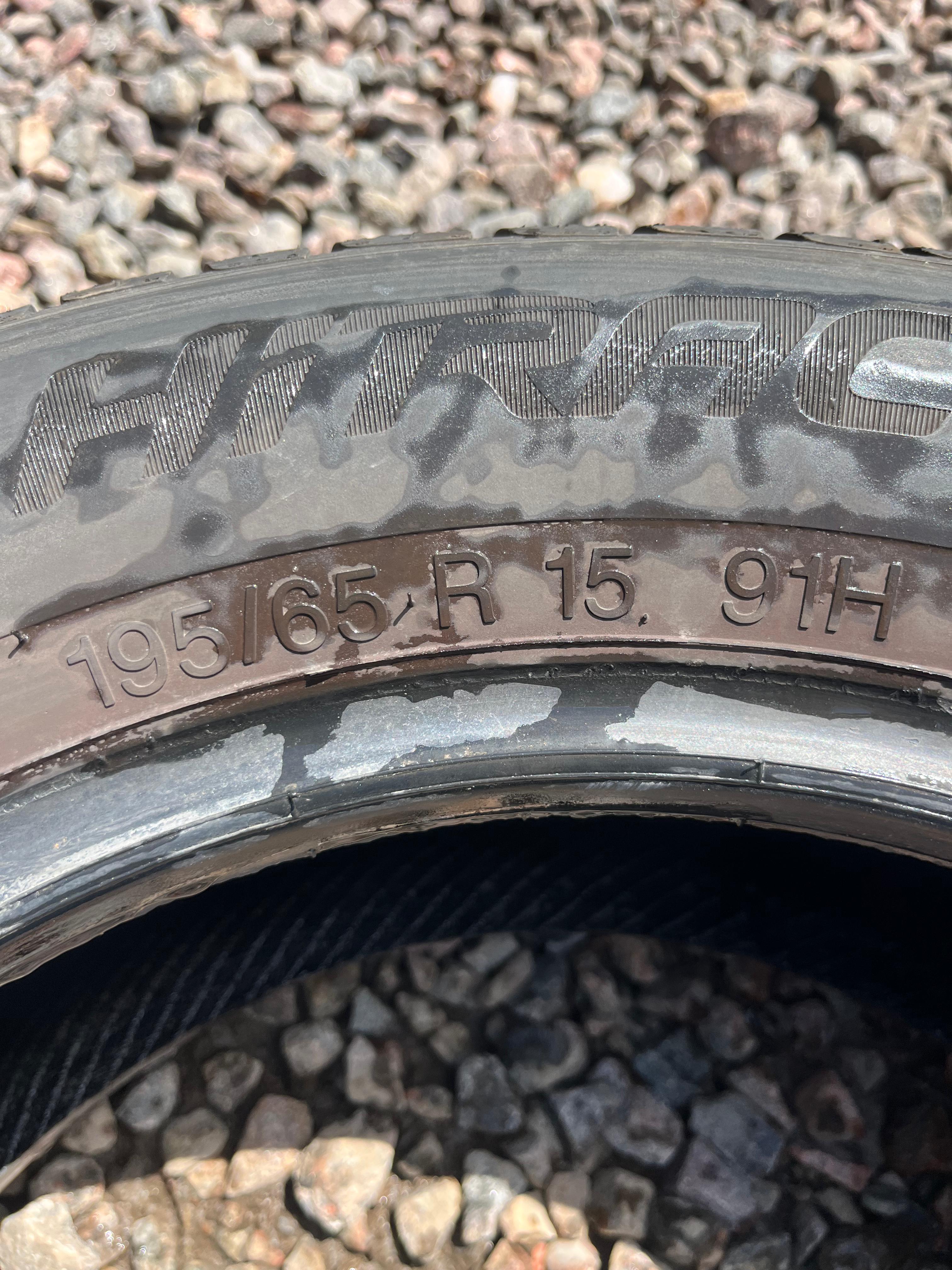 195/65R15 Single (1 Used Tire) Vredestein Hitrac
