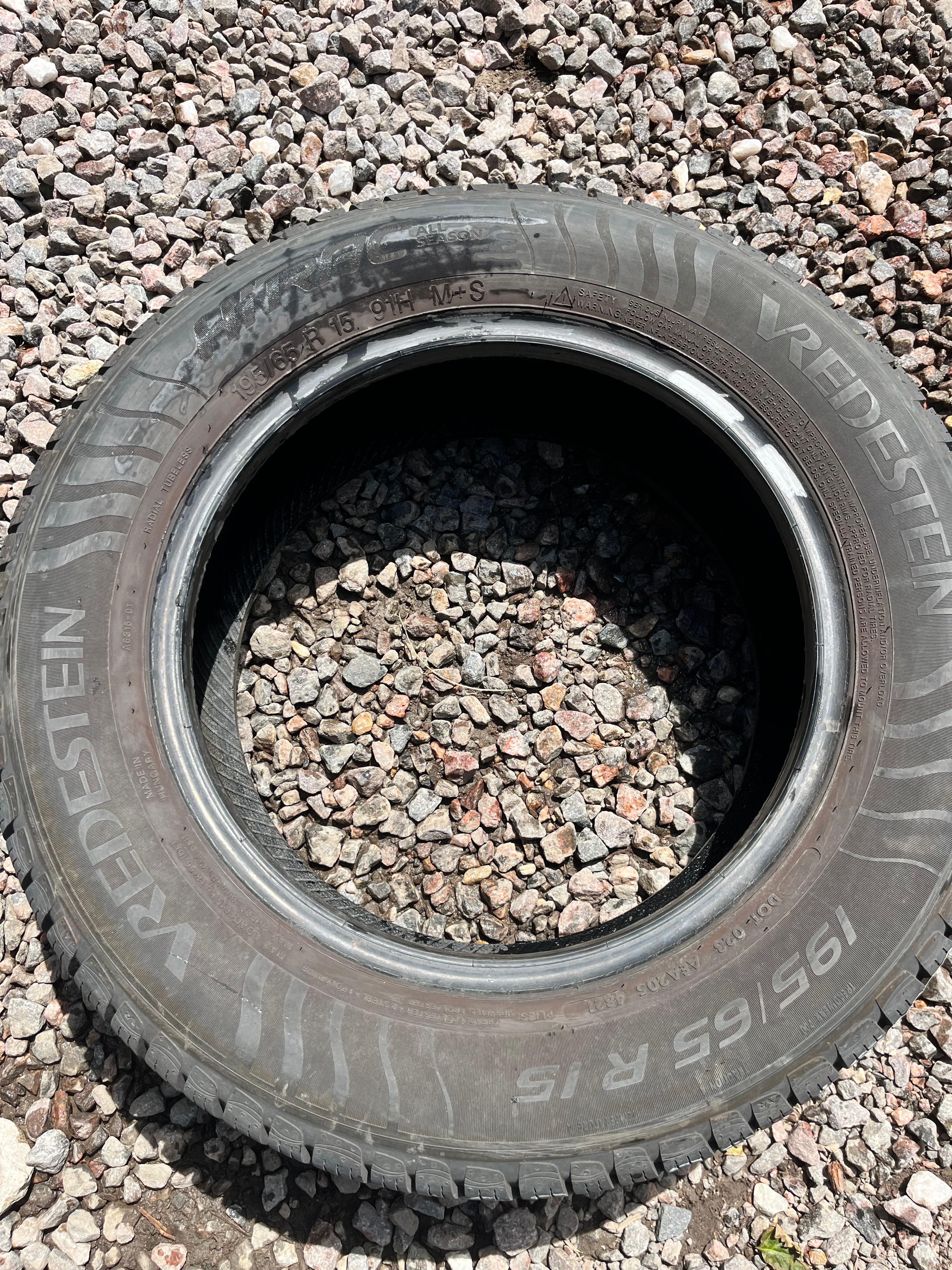 195/65R15 Single (1 Used Tire) Vredestein Hitrac